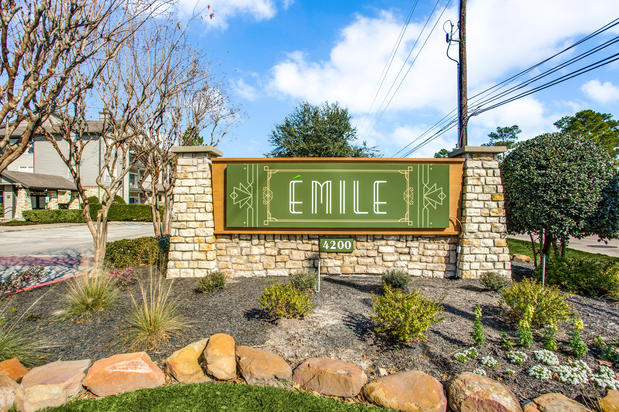 Images Emile Apartments