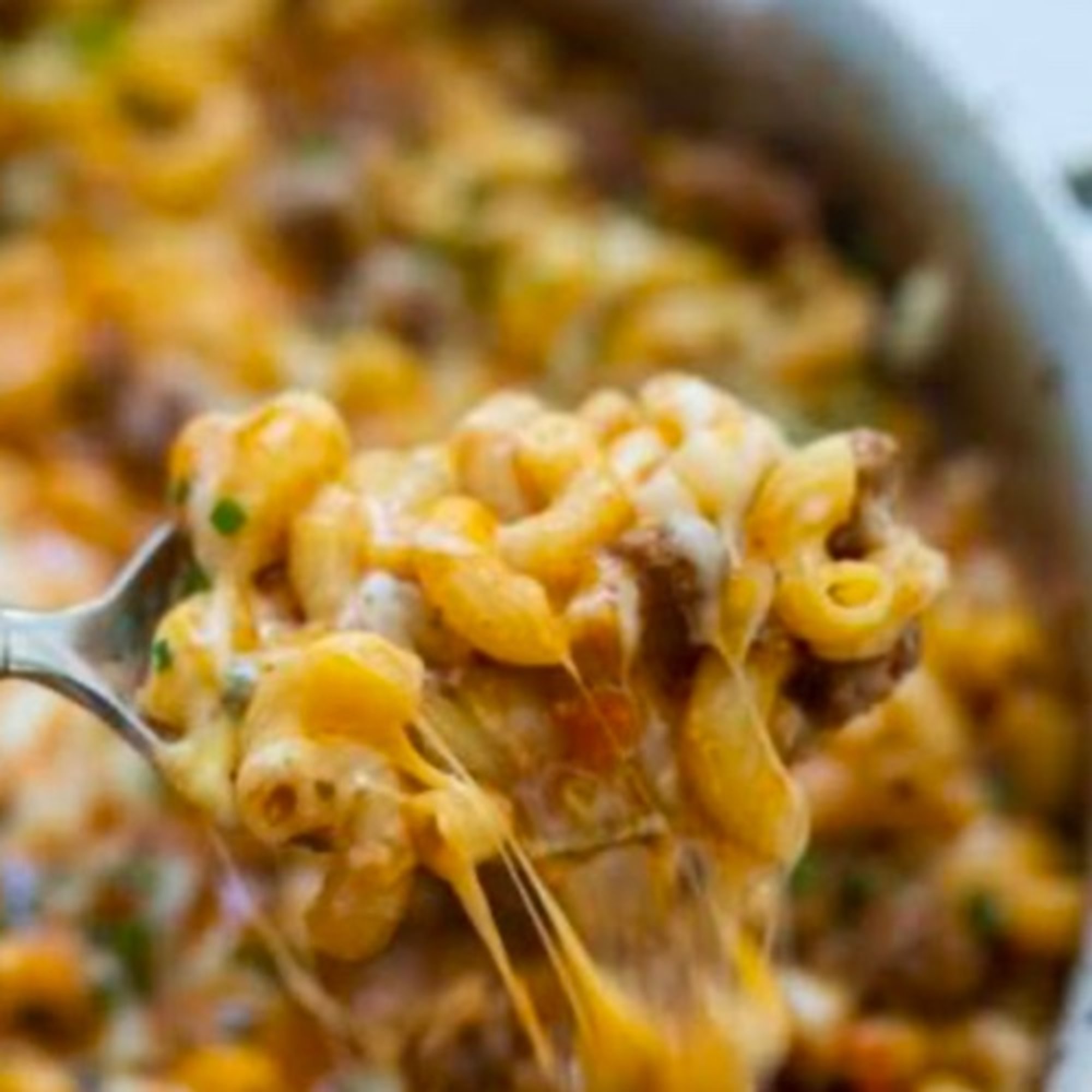BEEF MAC AND CHEESE