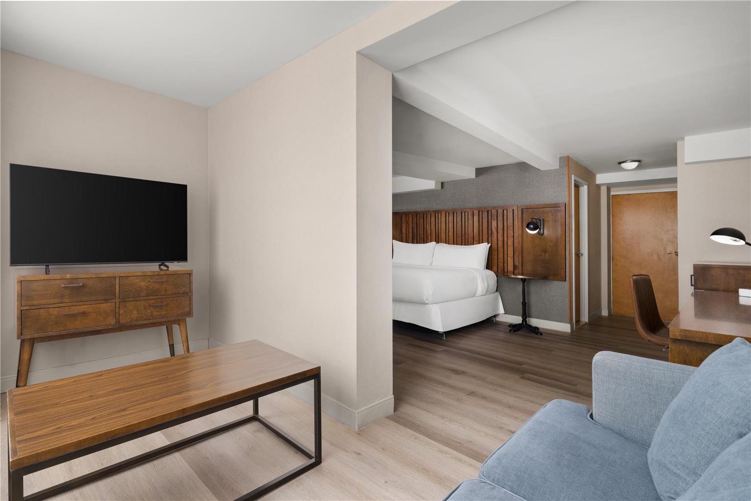 Best Western Premier Plainview-Long Island Hotel Image