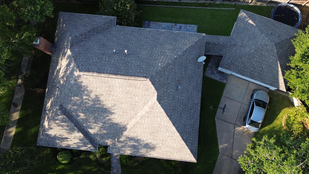 Sienna Roofing Image