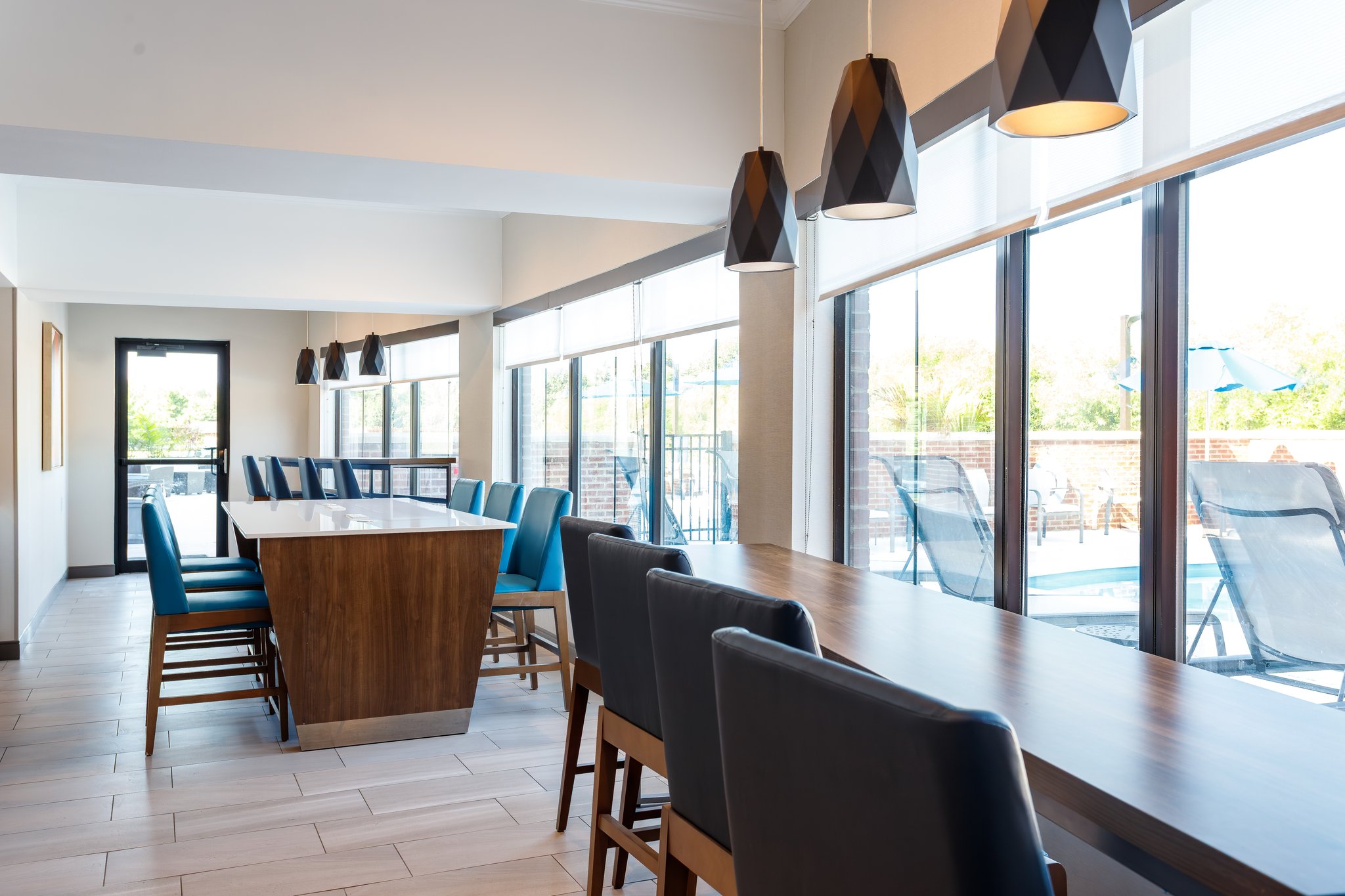 Holiday Inn Express & Suites Lancaster by IHG Image