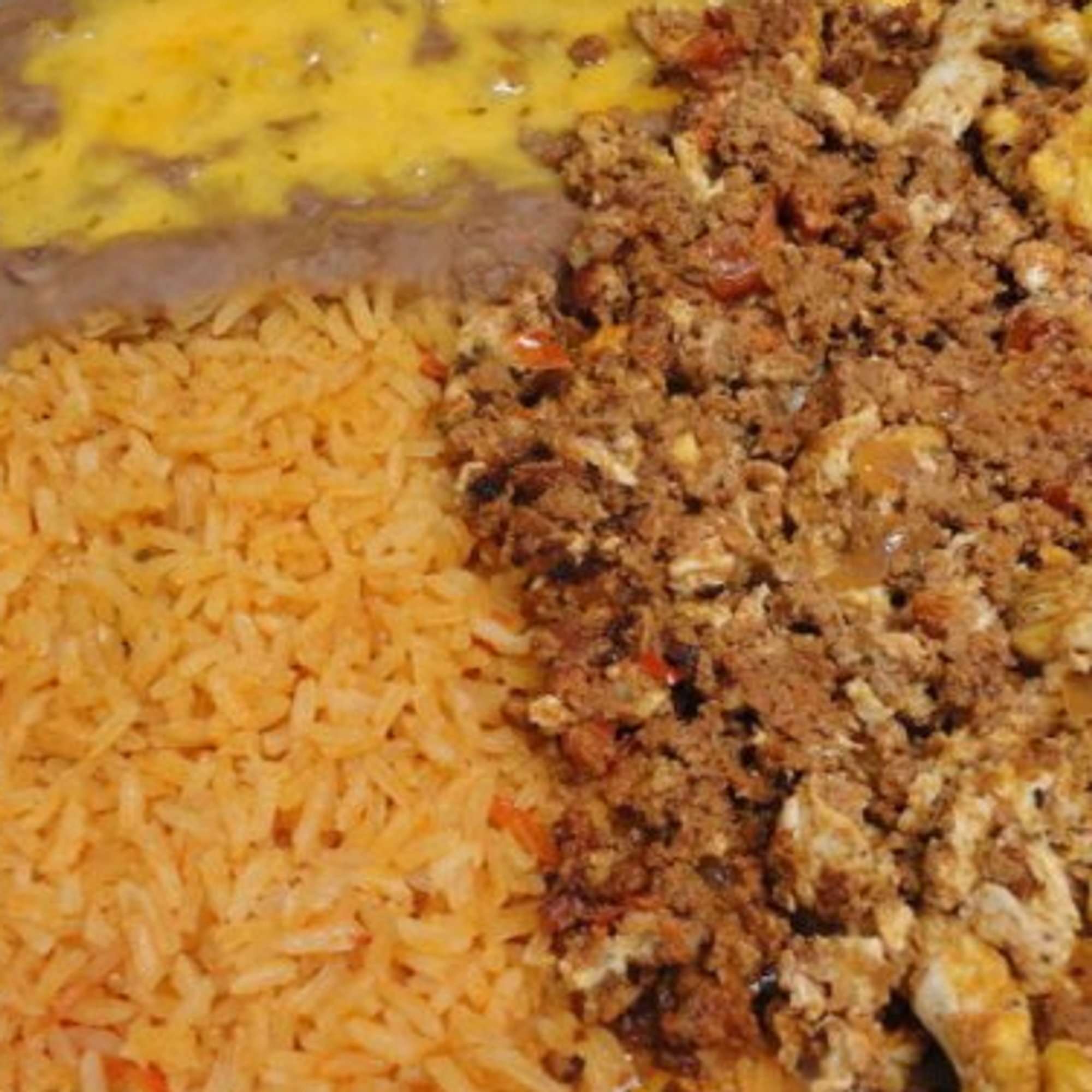 #47 Chorizo Con Huevos