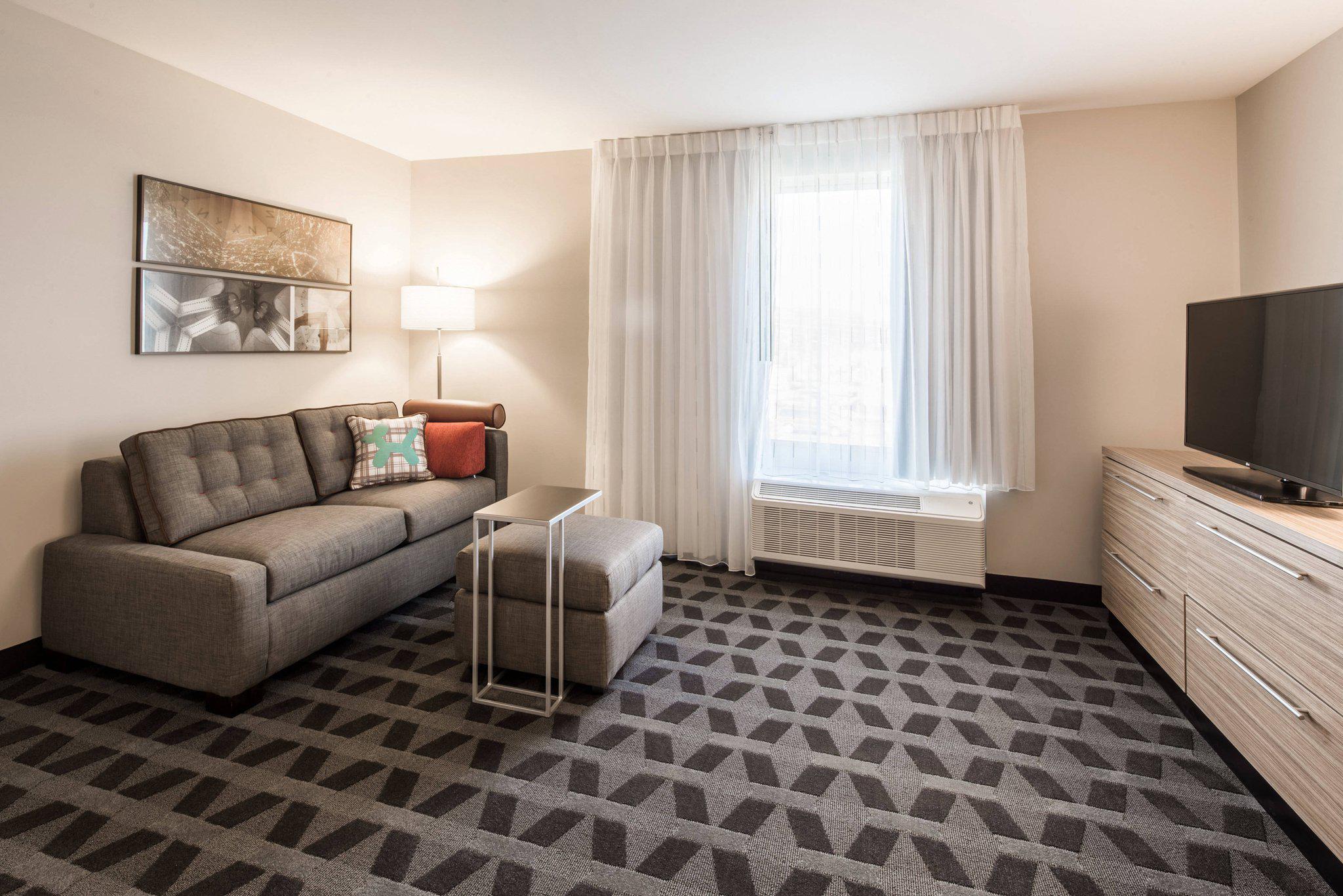 TownePlace Suites by Marriott Cleveland Photo