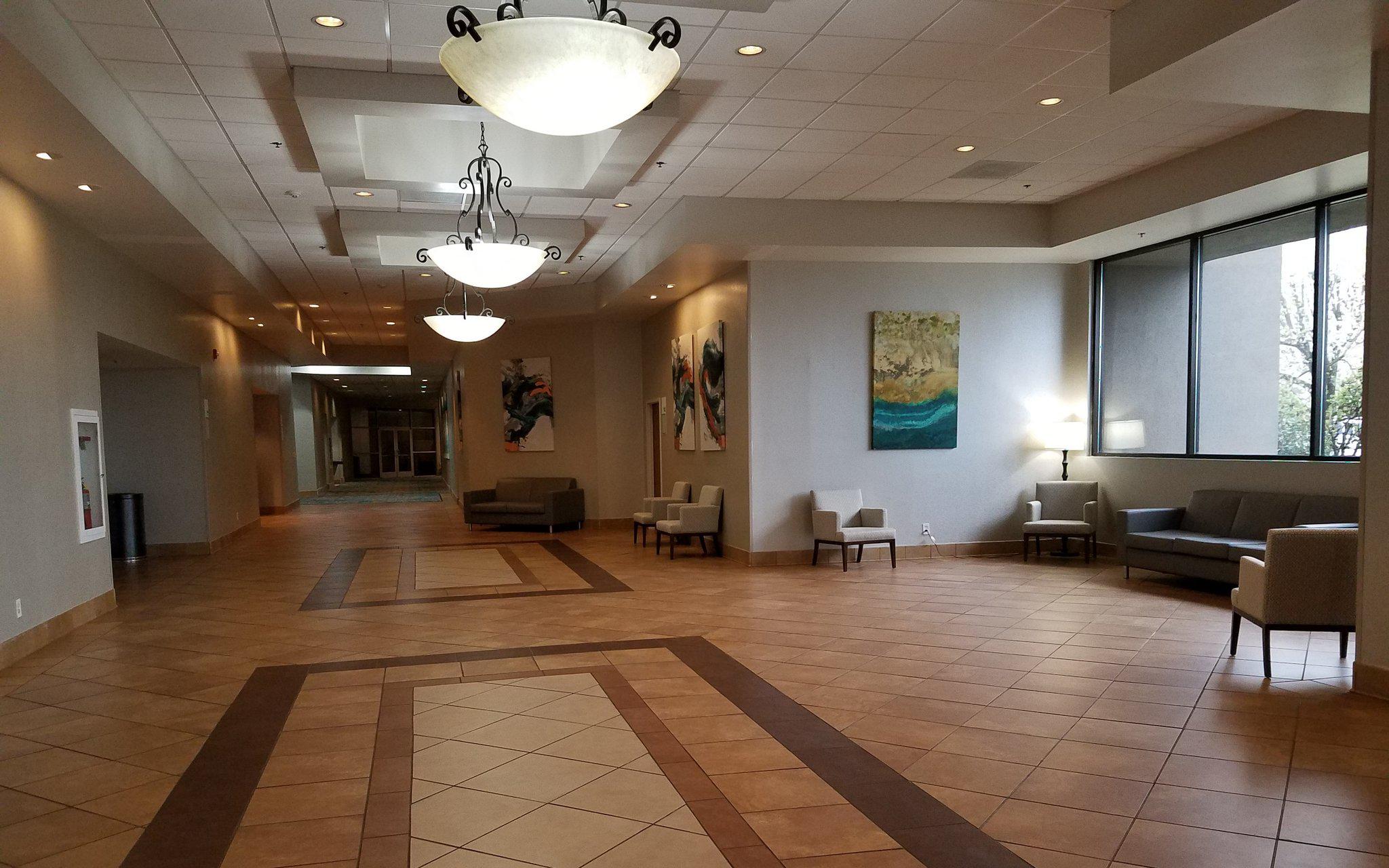 Holiday Inn Johnson City Photo