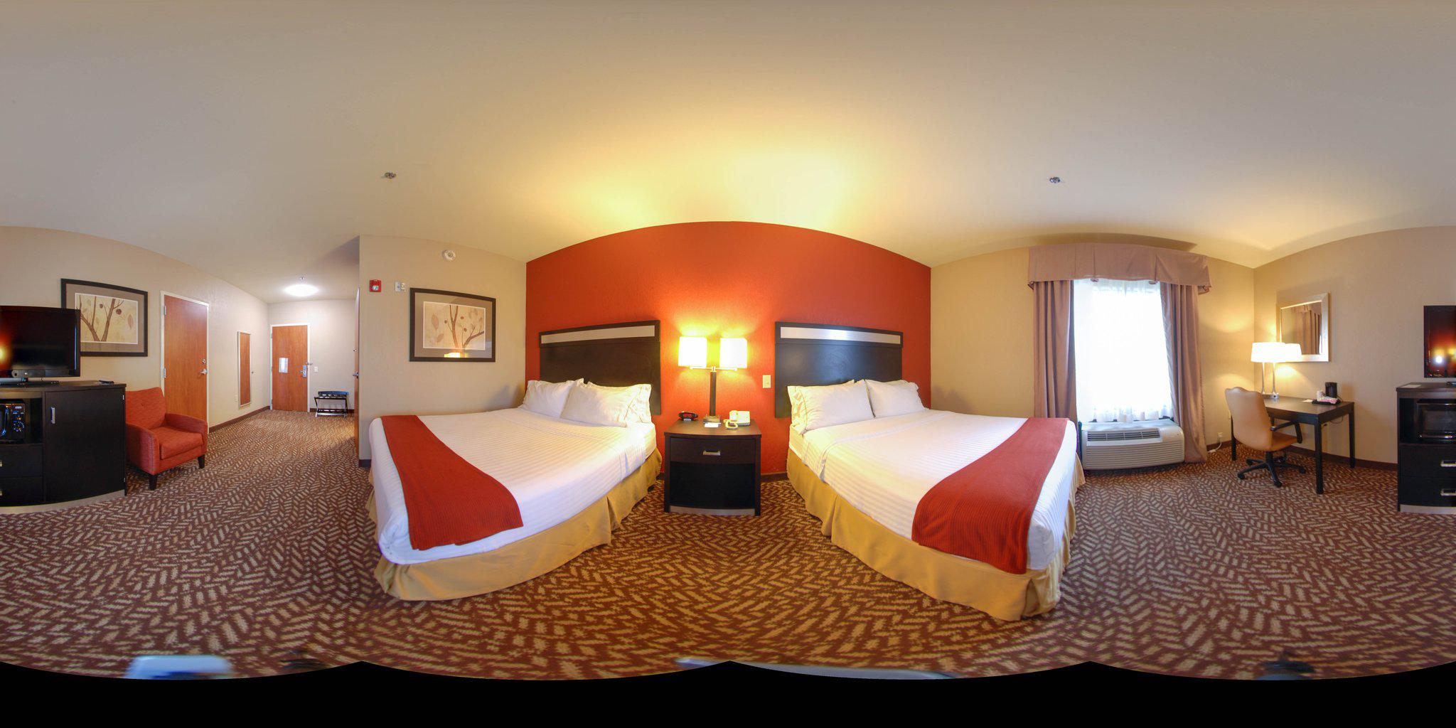 Holiday Inn Express & Suites Pine Bluff/Pines Mall Photo