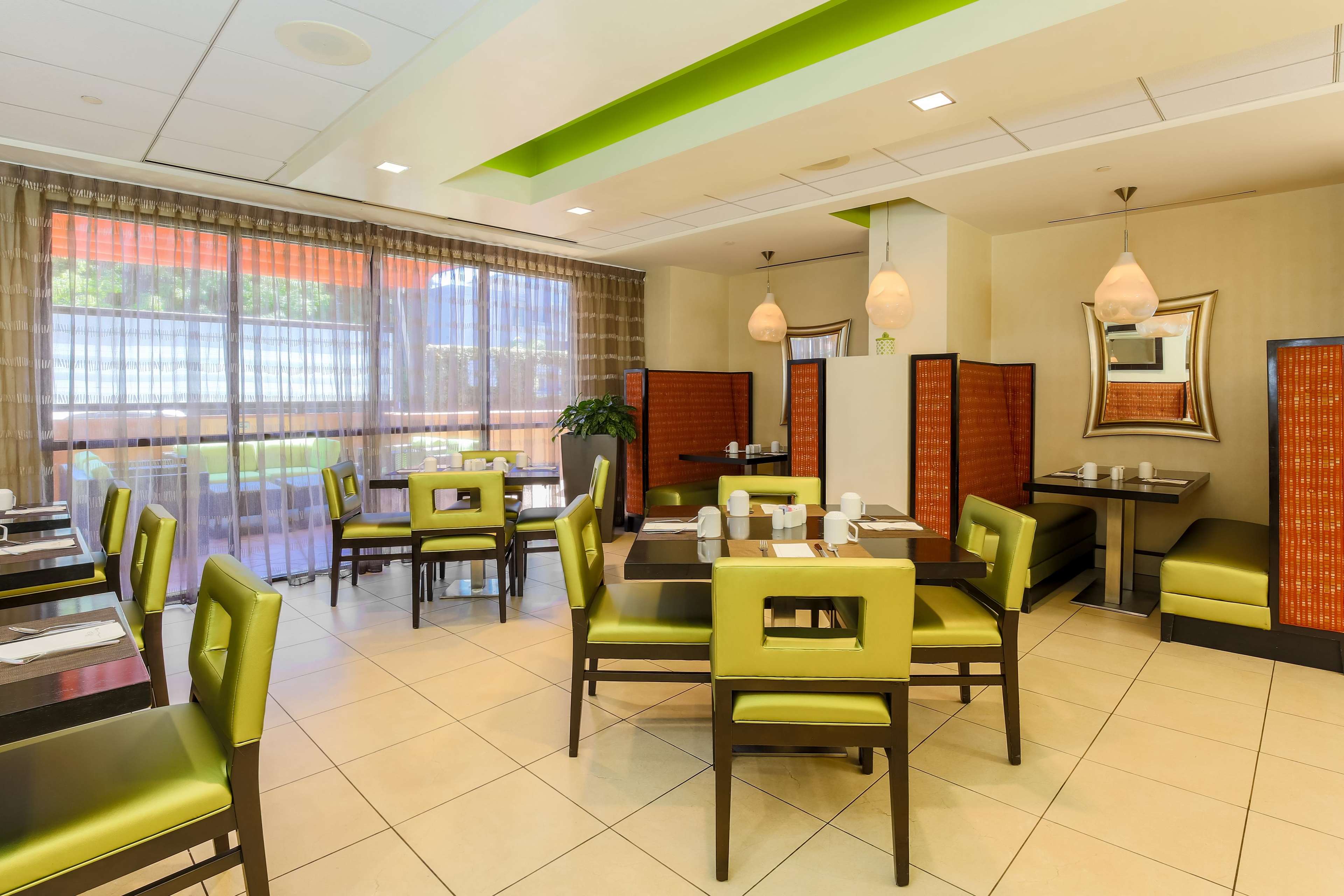 Hilton Garden Inn Los Angeles/Hollywood Photo