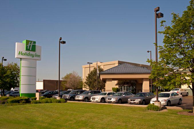 Holiday Inn Chicago-Elk Grove Photo