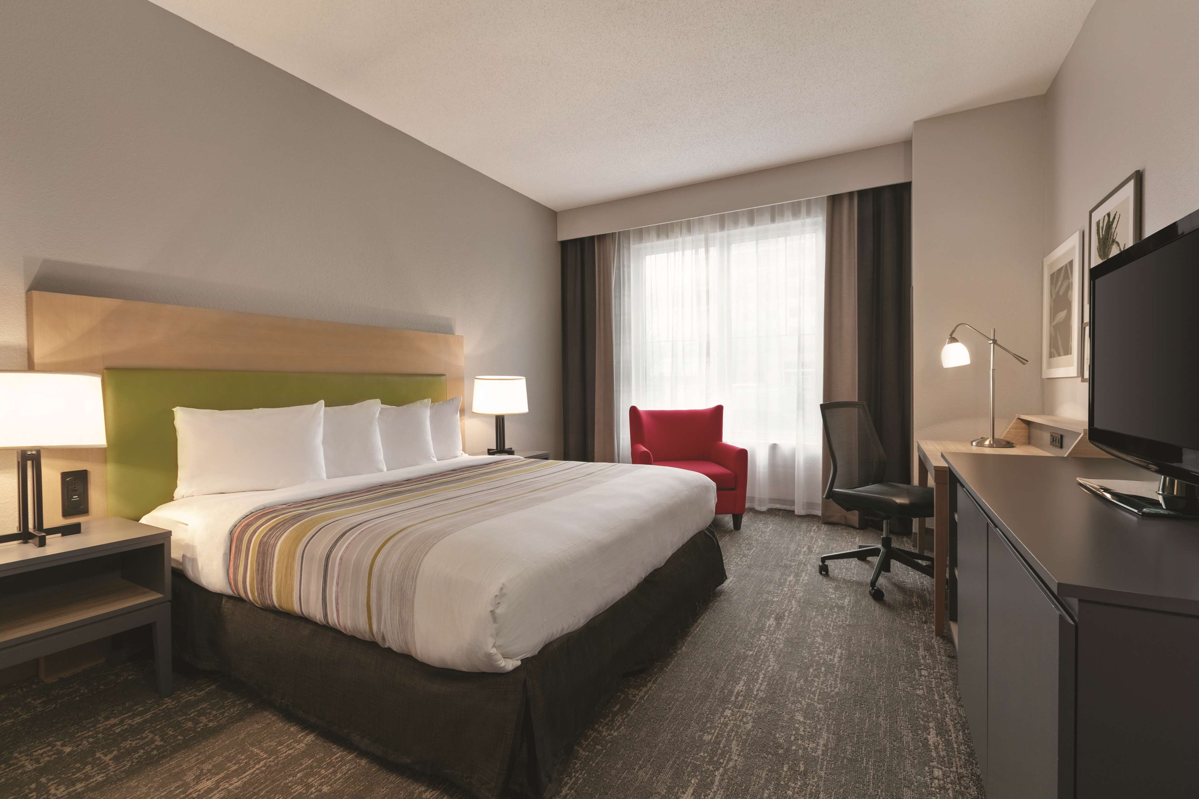 Country Inn & Suites by Radisson, Newark Airport, NJ Photo