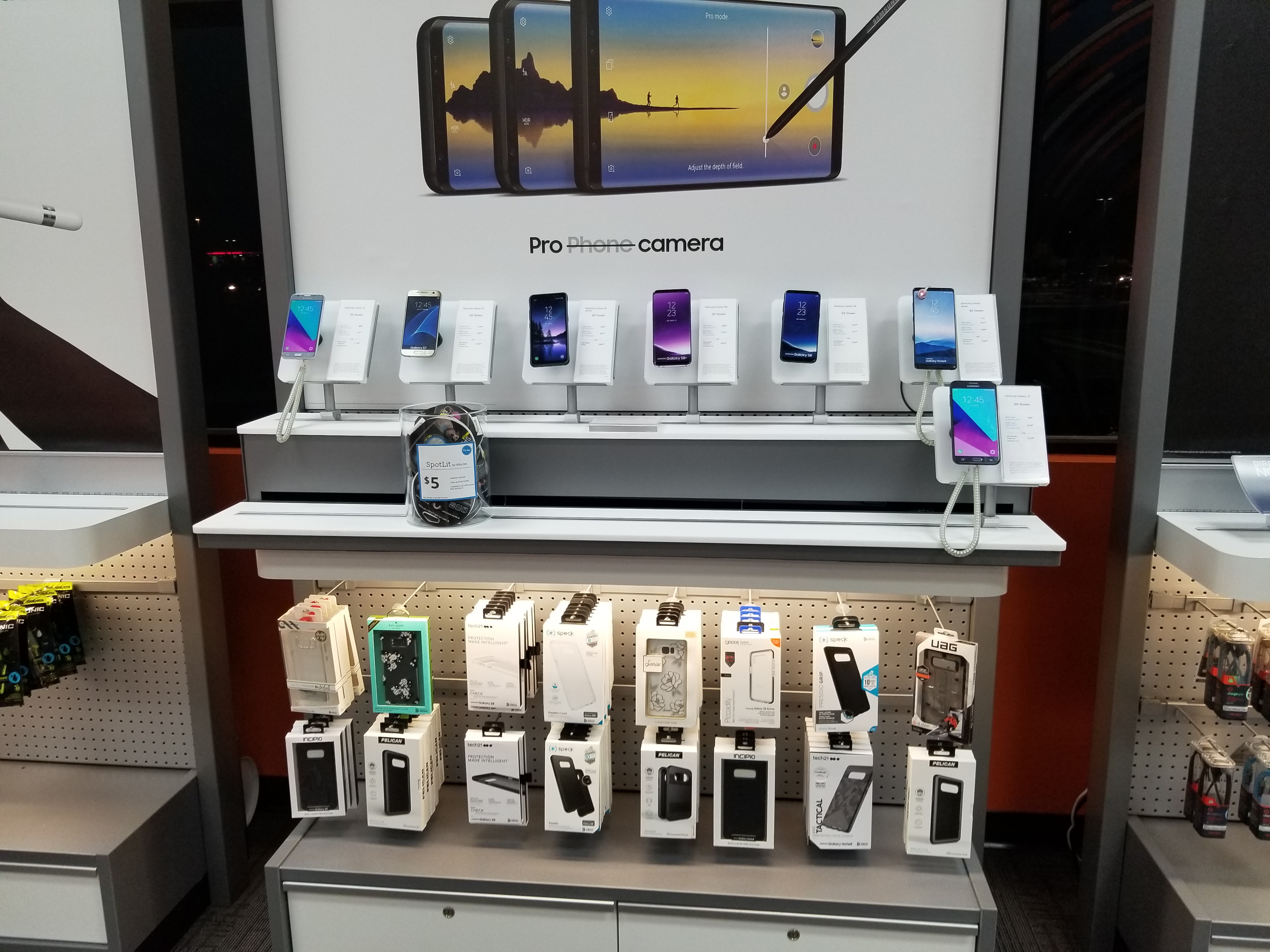 AT&T Store Photo