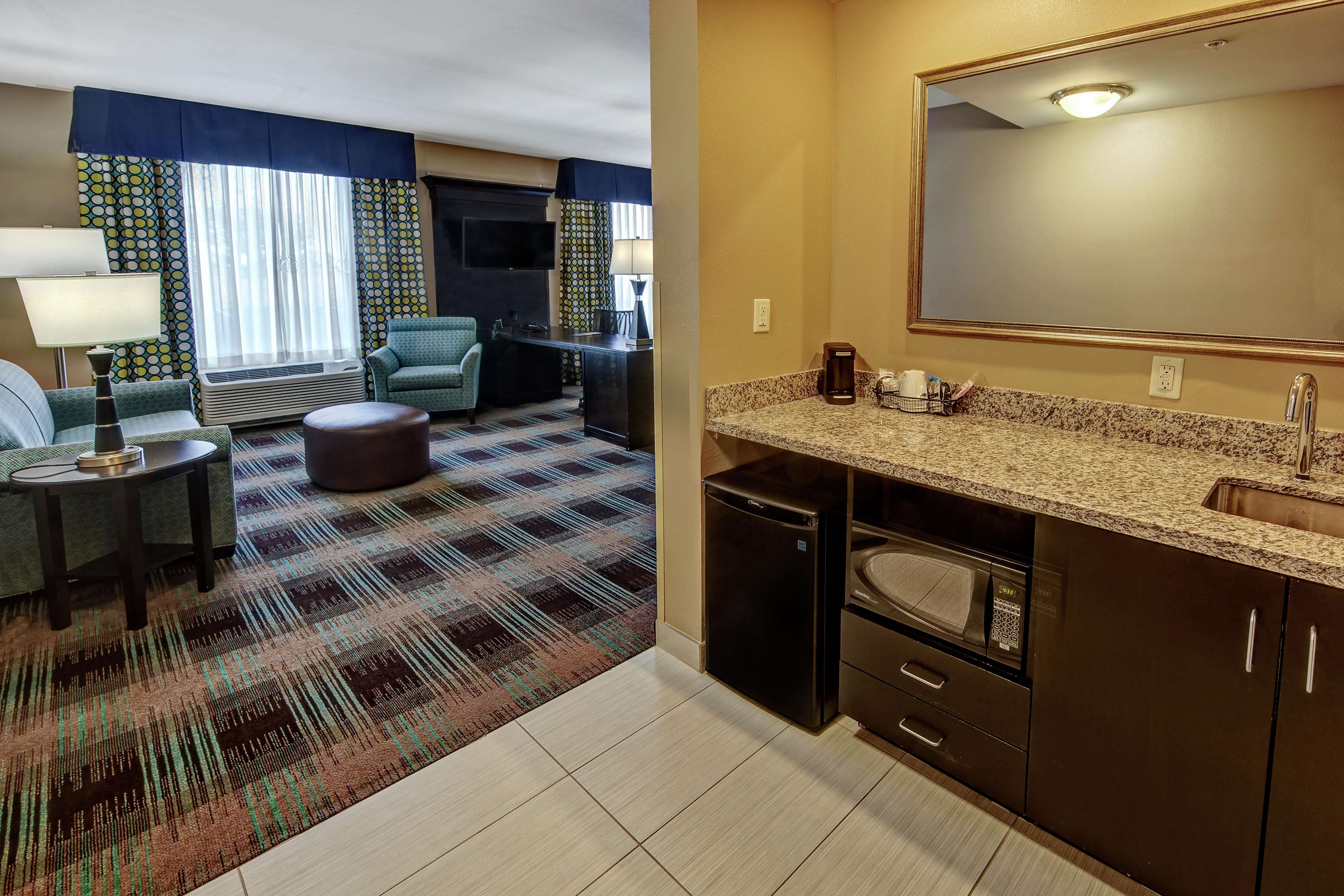 Hampton Inn & Suites Clarksville Photo