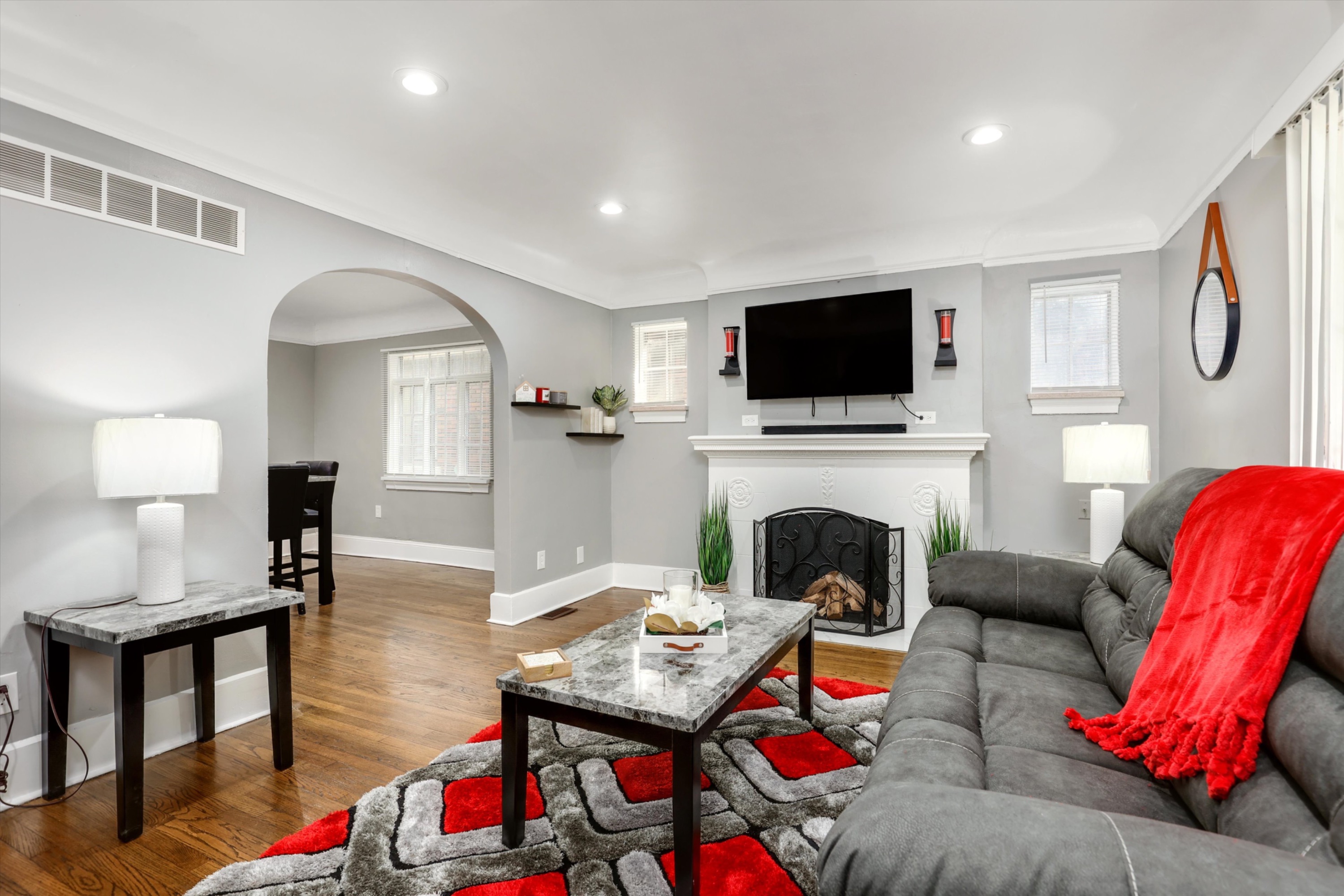 Great living solutions LLC Image