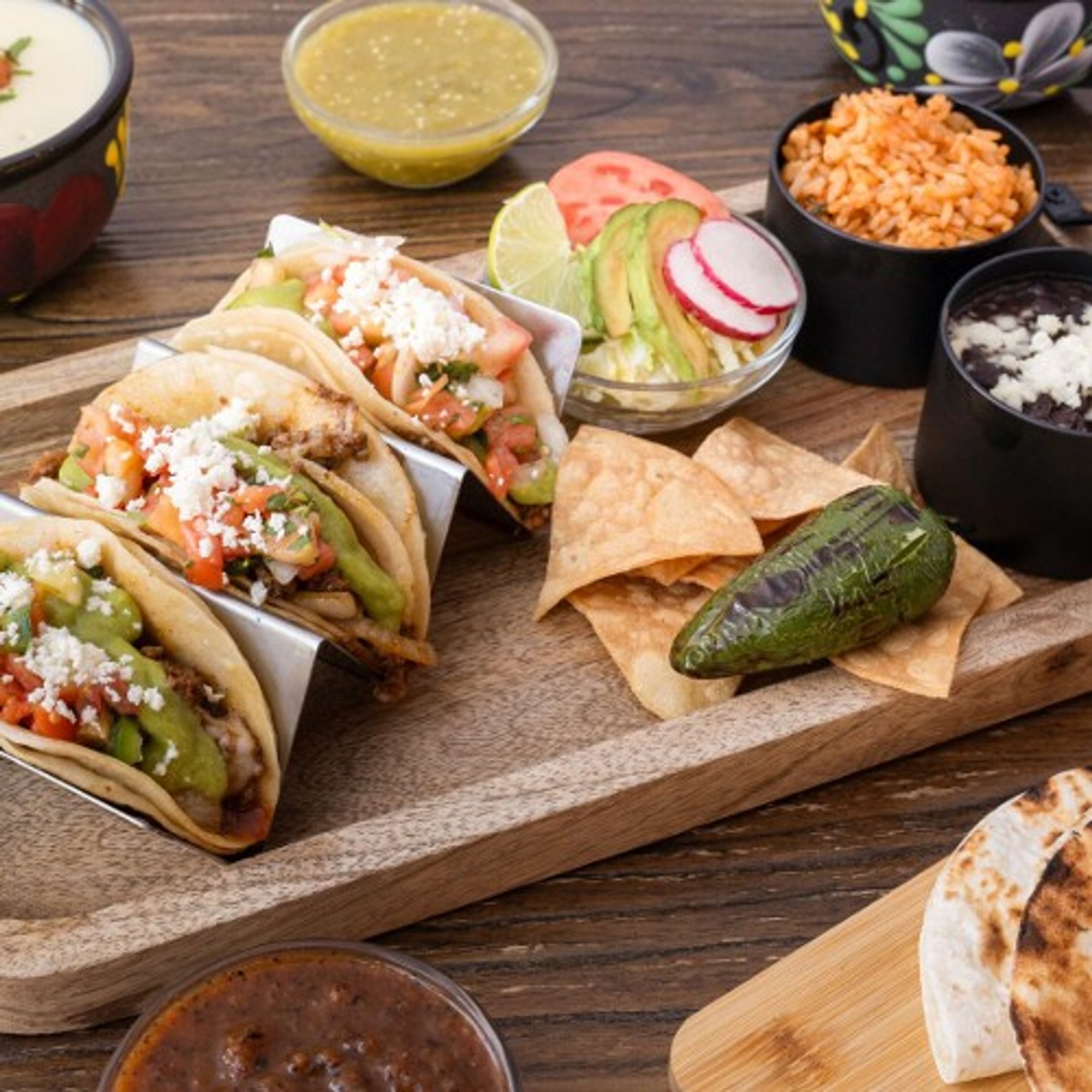 Mariachi Trio Tacos