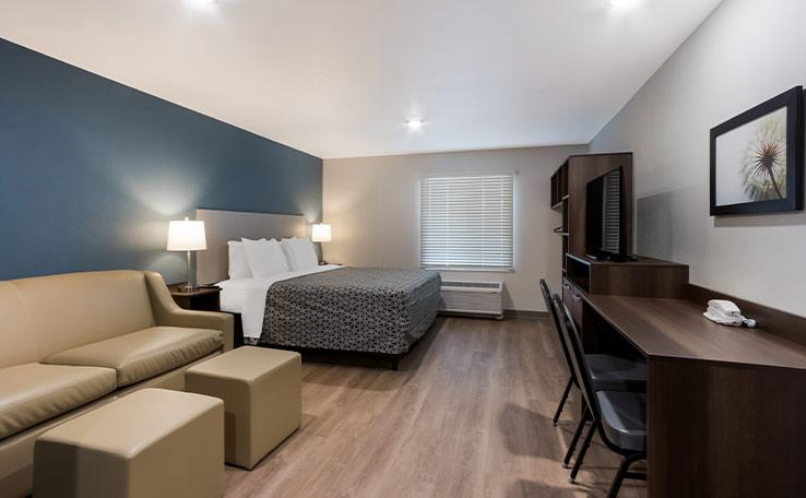 WoodSpring Suites Chandler Airport Image