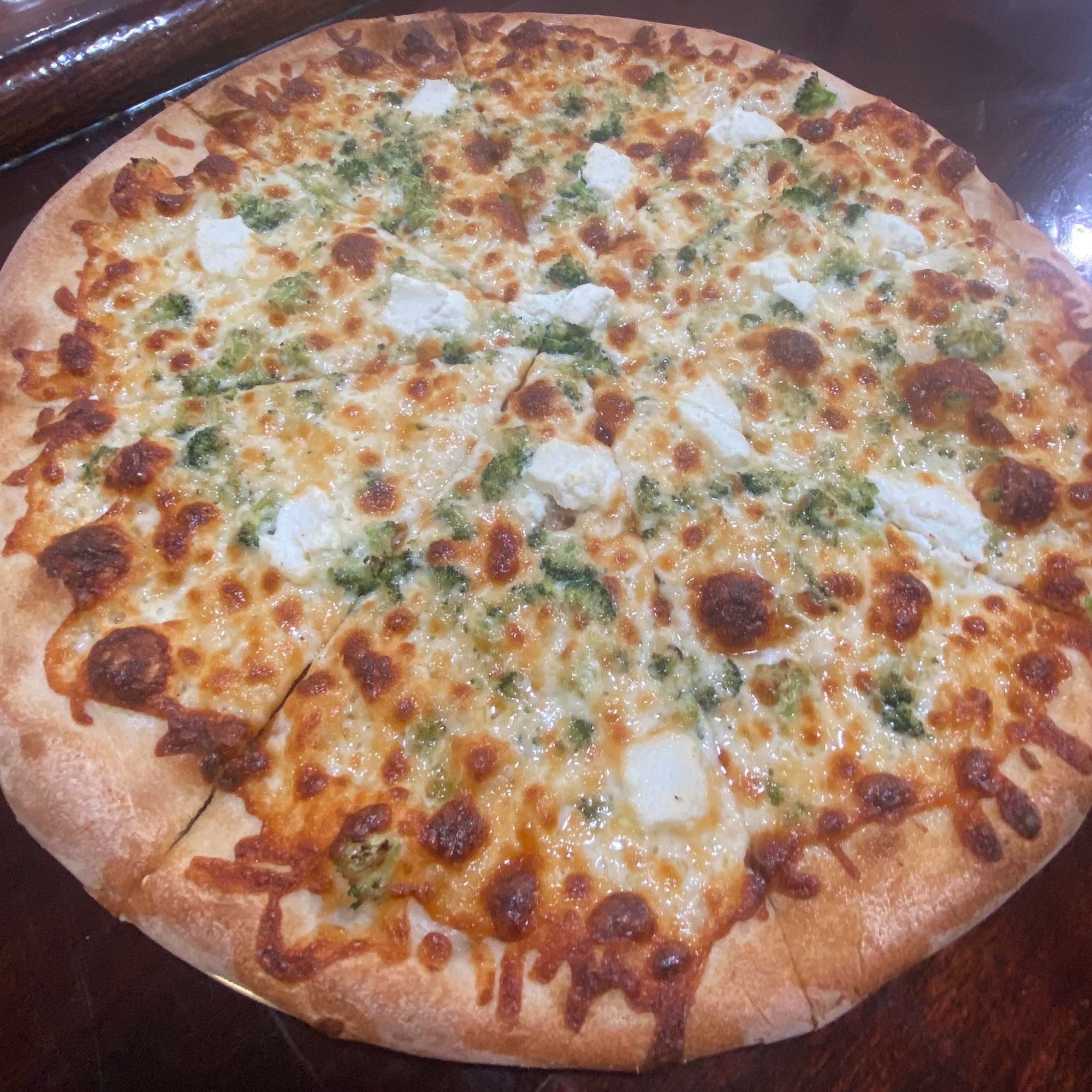 Ricotta Broccoli & Fresh Garlic Pizza