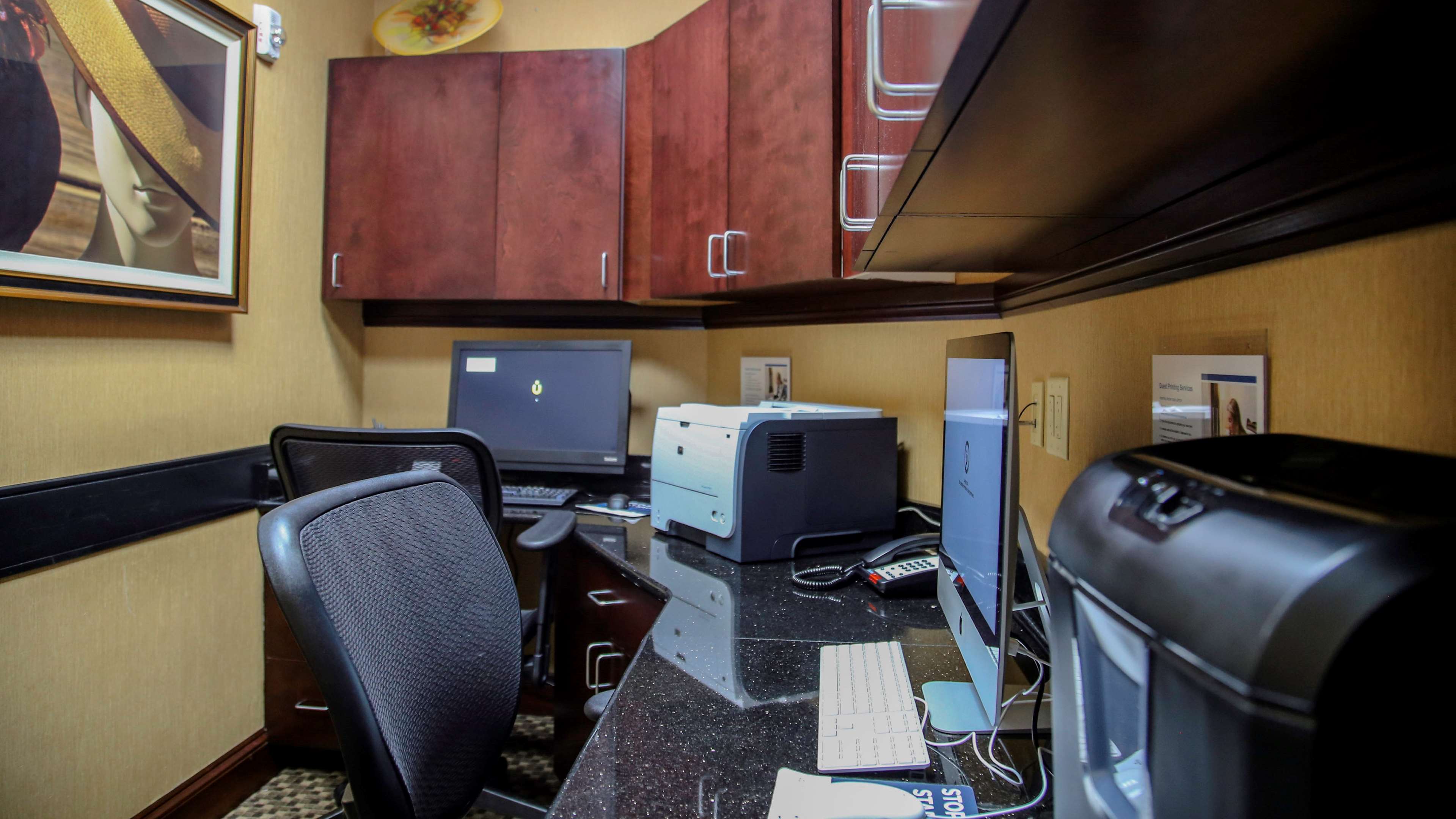 Hampton Inn Matamoras/Milford, 122 Westfall Town Drive, Matamoras, PA