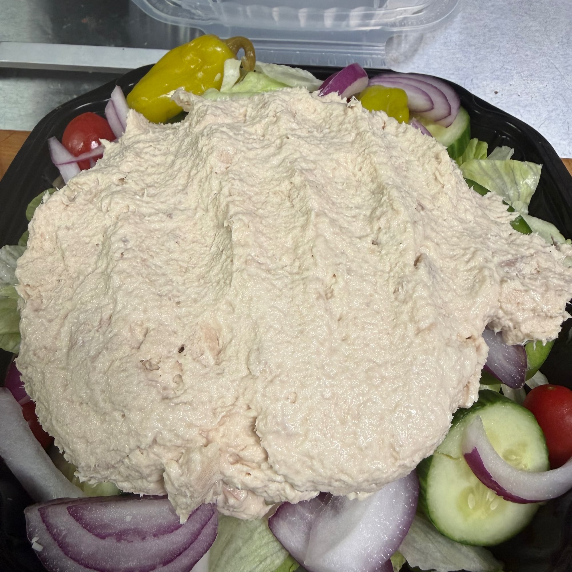 Garden Salad with Tuna