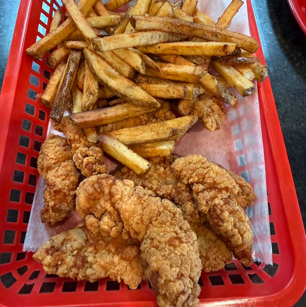 CHICKEN FINGER BASKET