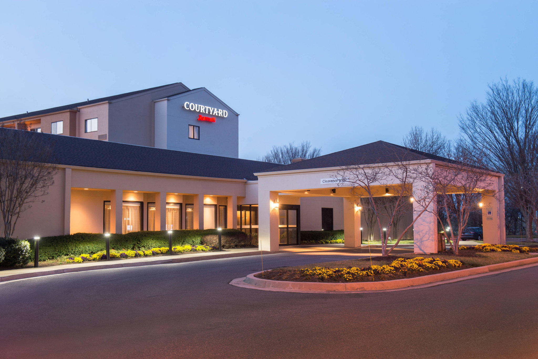 Courtyard by Marriott Columbia Photo