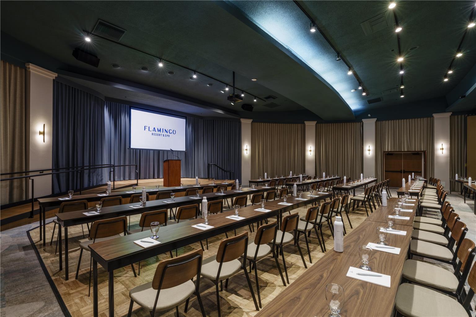 Flamingo Resort and Spa Santa Rosa Sonoma, Tapestry by Hilton Image