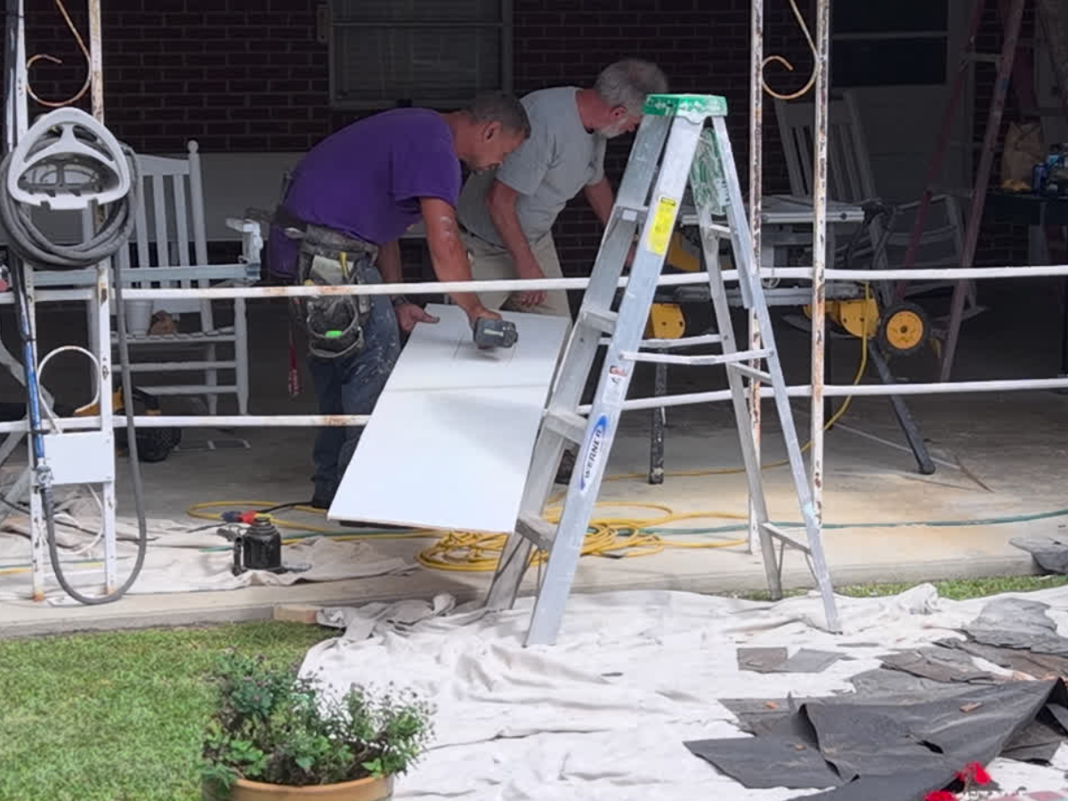 Howard Roofing & Construction Image