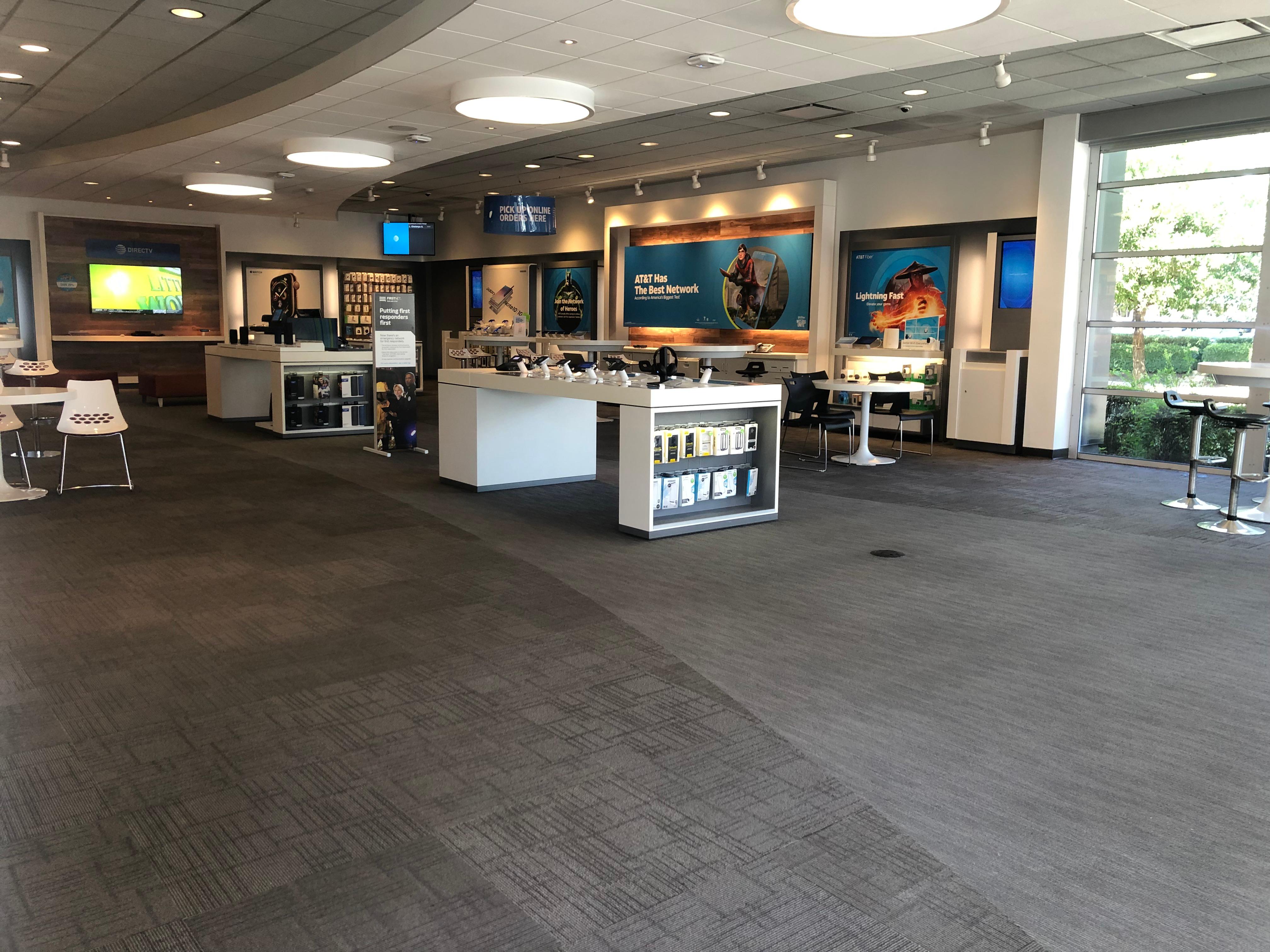 AT&T Store Photo