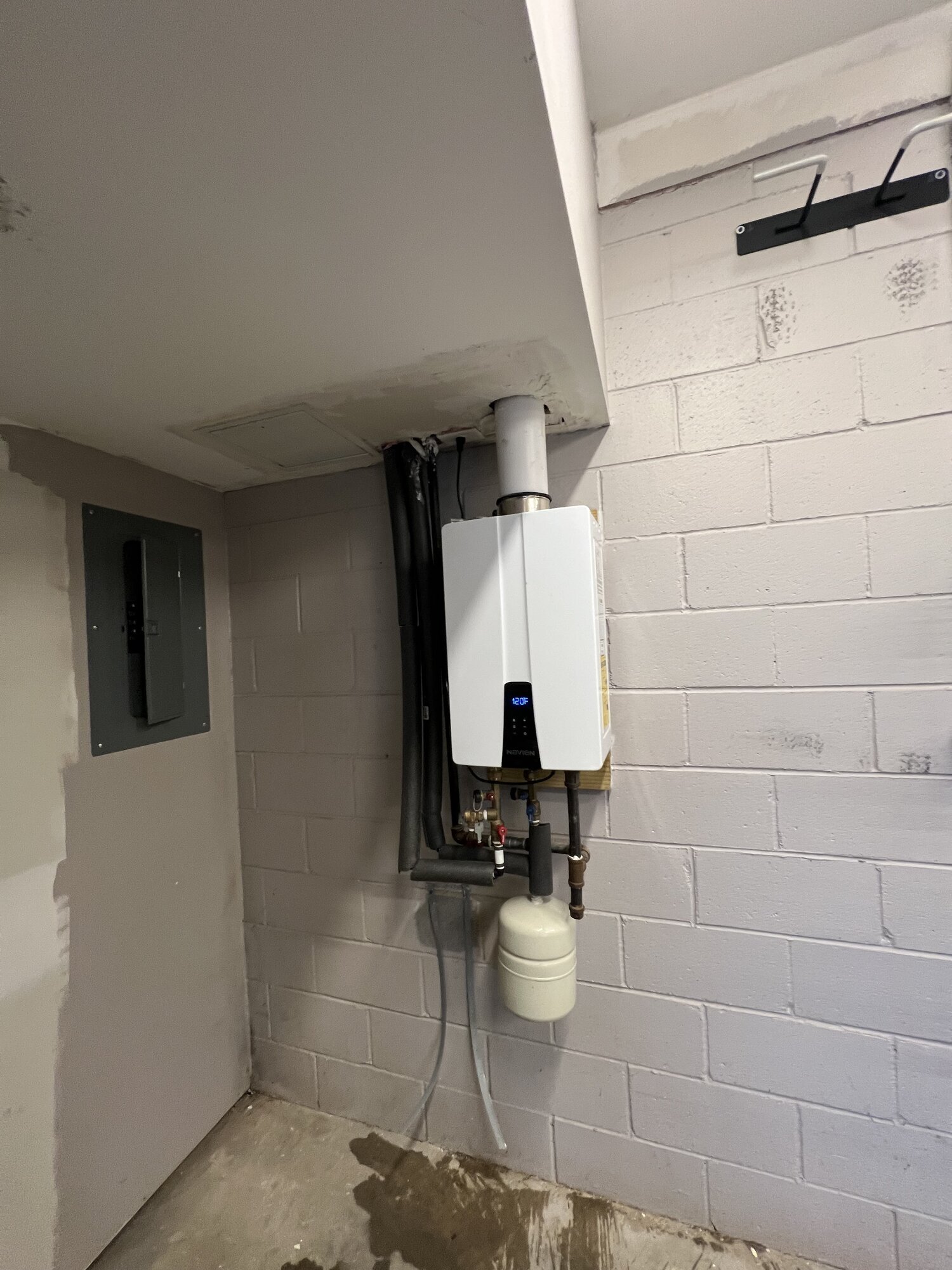 Frontline Plumbing Image