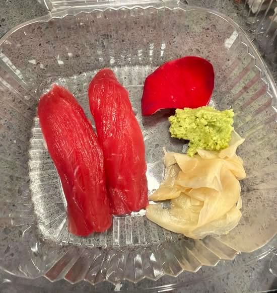 Maguro/Tuna Sushi