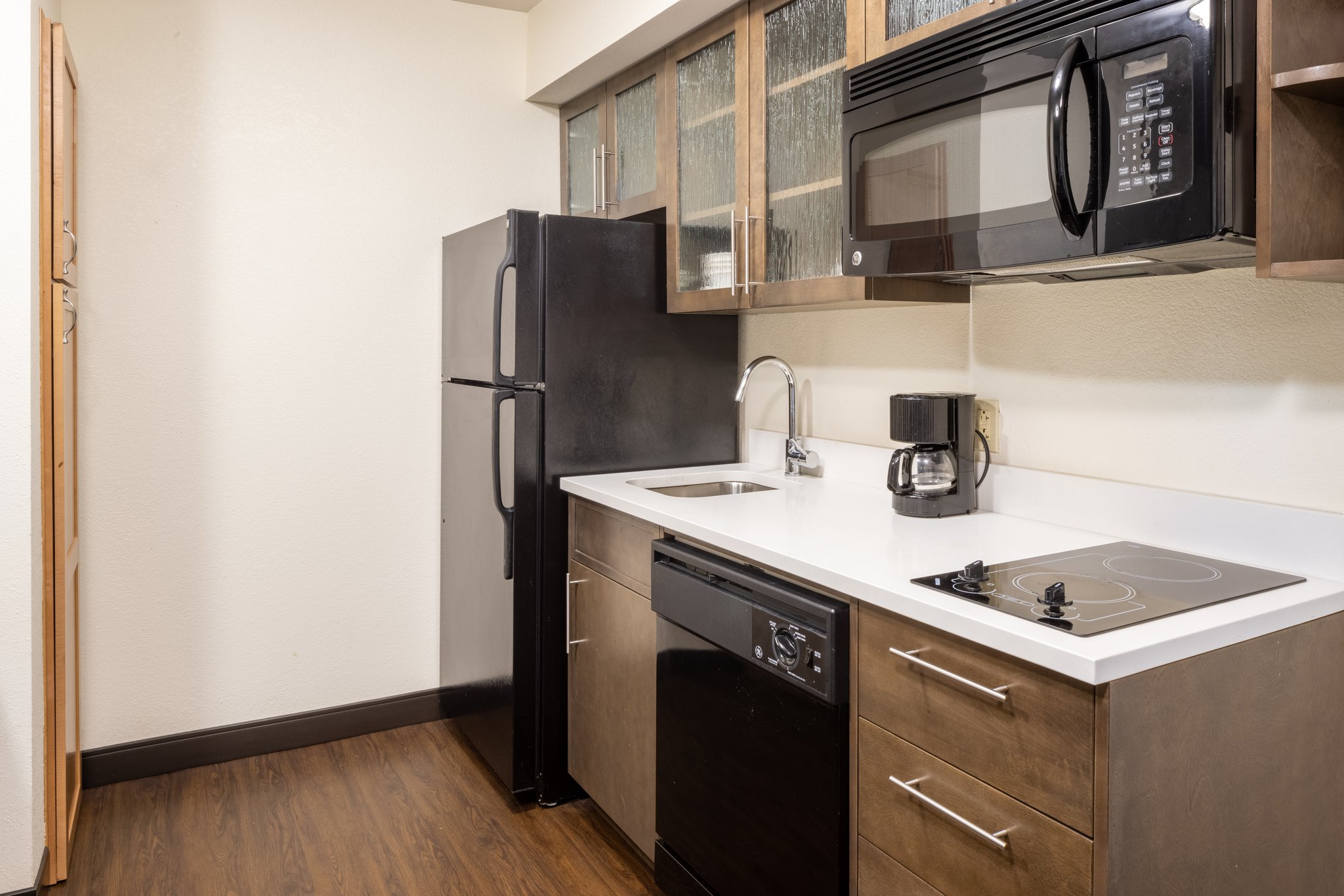 Candlewood Suites Windsor Locks Bradley Arpt by IHG Image