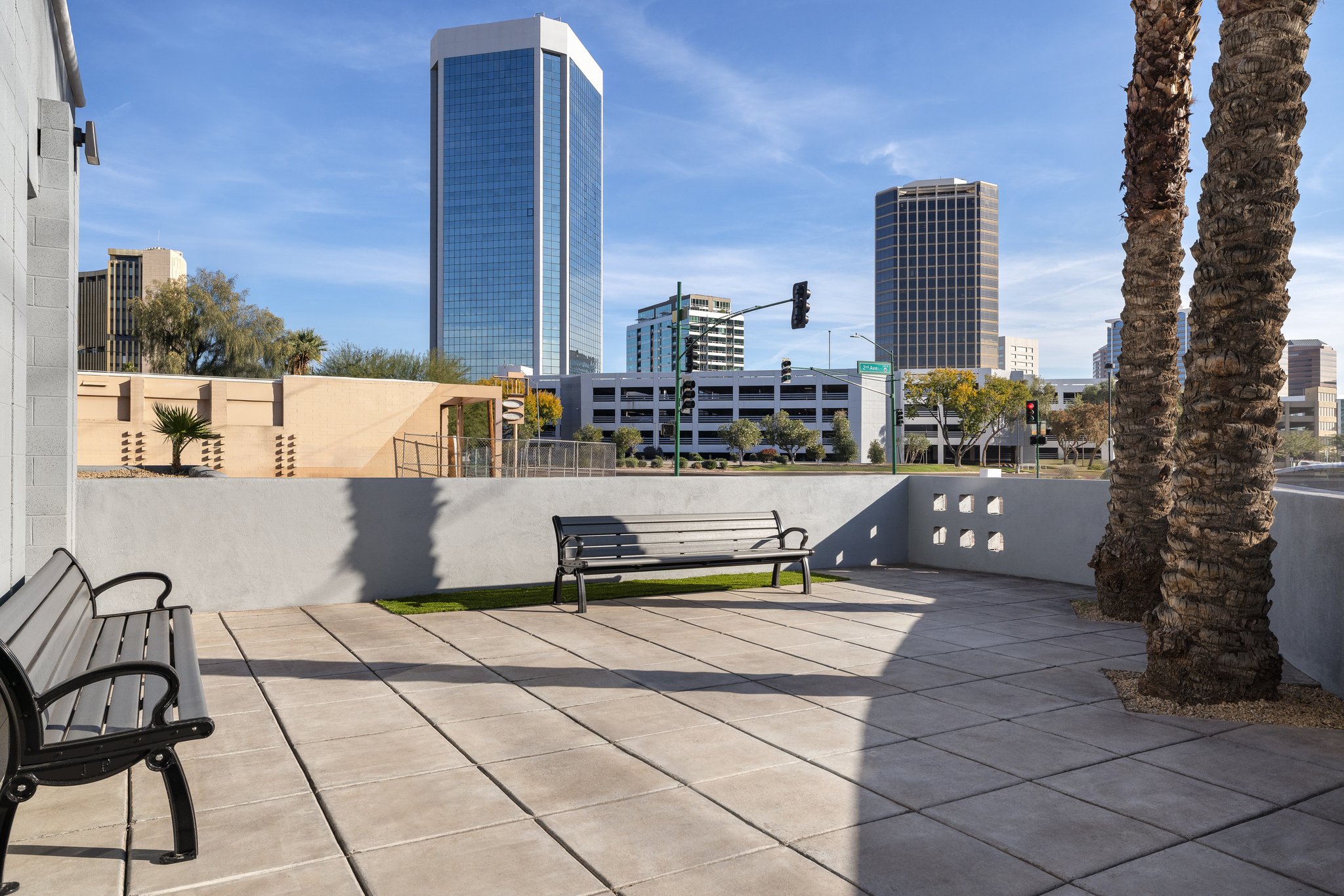 Holiday Inn Express & Suites Phoenix - Midtown by IHG Image