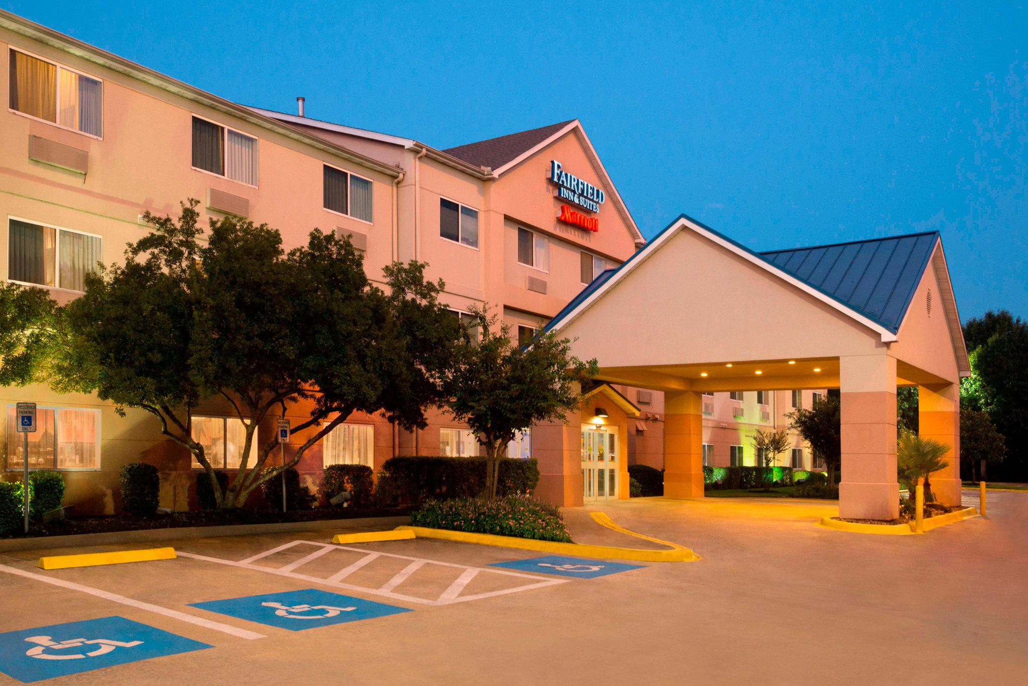 Fairfield Inn & Suites by Marriott Houston Energy Corridor/Katy Freeway Photo