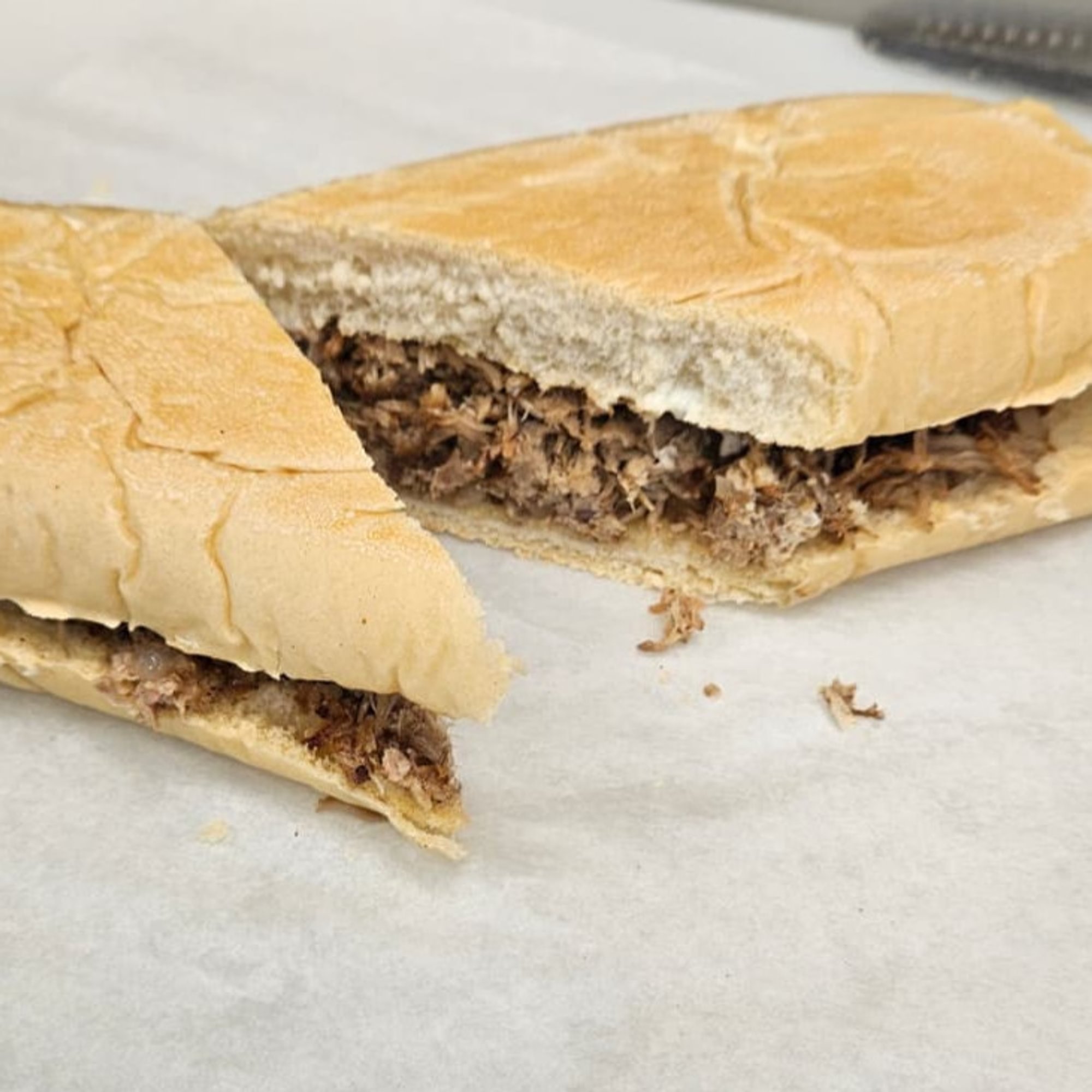 Pork Sandwich / Pan con Lechon