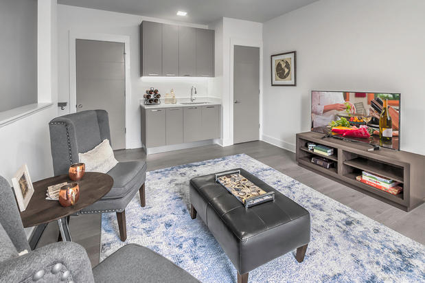 Images Camden Grandview Apartments and Townhomes