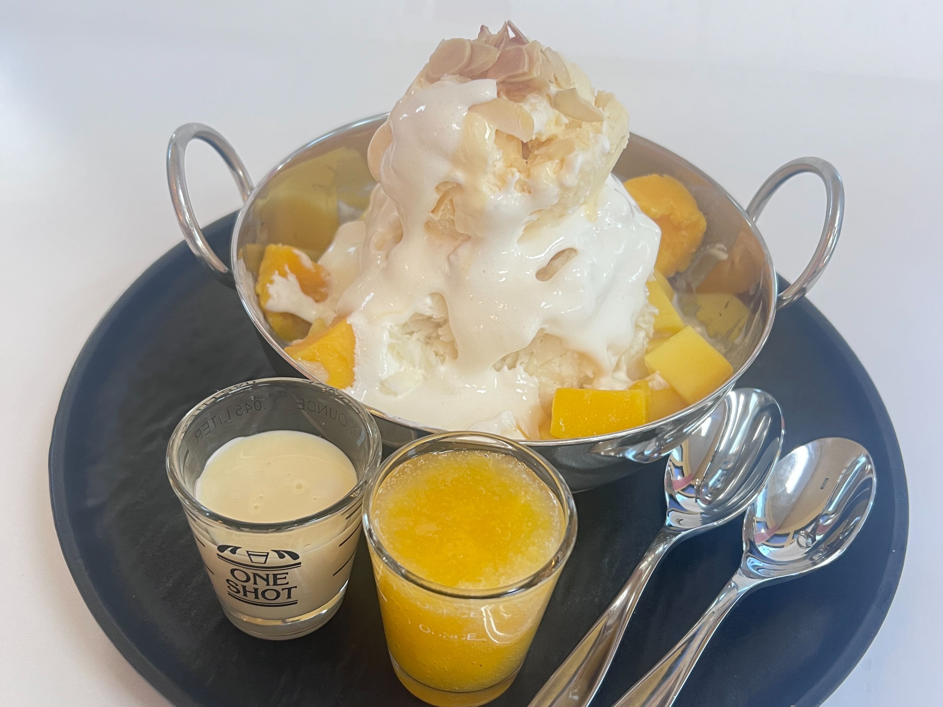 Peach Mango Bingsu