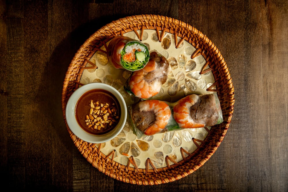 Royale Fresh Rolls / Goi Cuon Tom Thit (2)