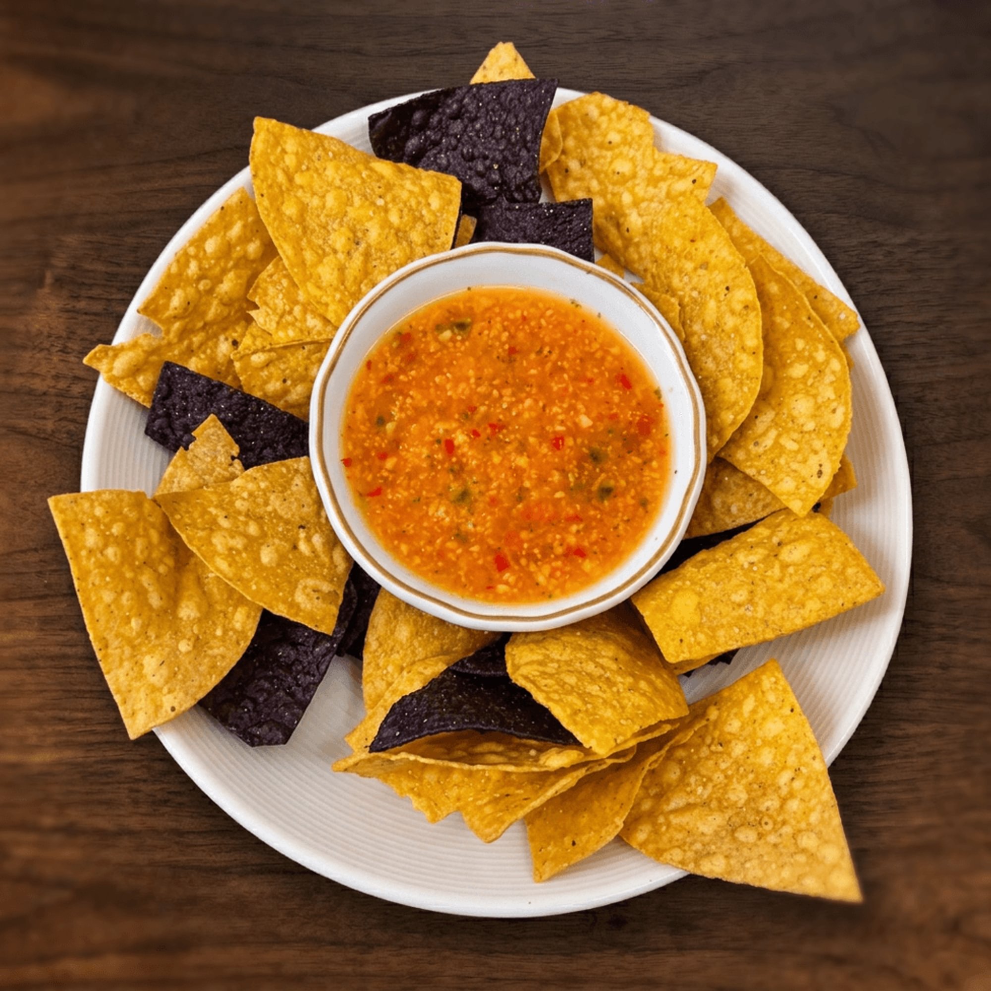 Mango Salsa & Chips