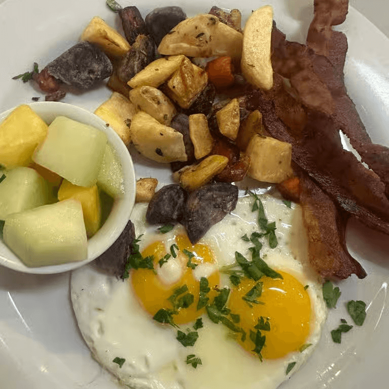 Two eggs brunch