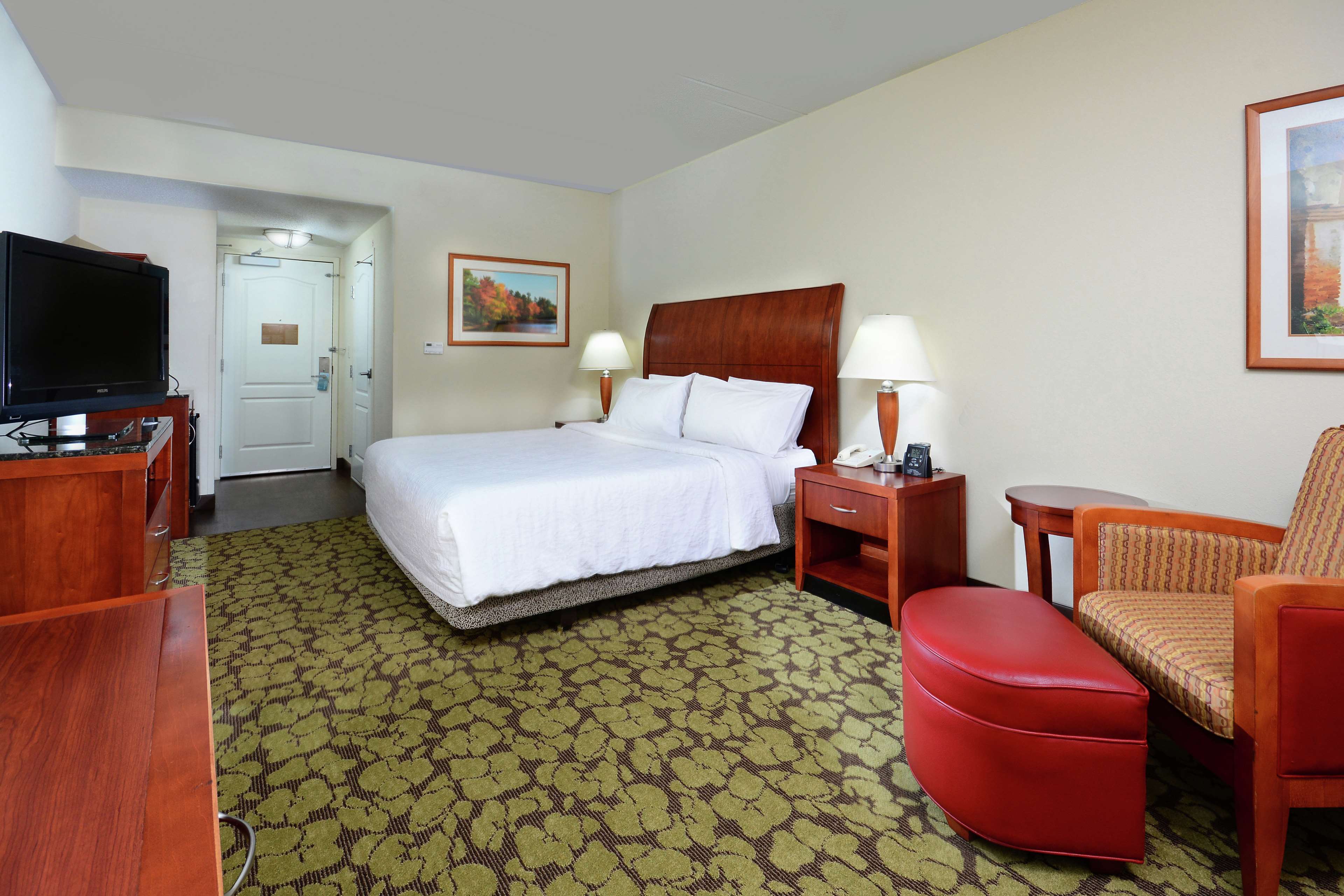 Hilton Garden Inn Raleigh Triangle Town Center Photo