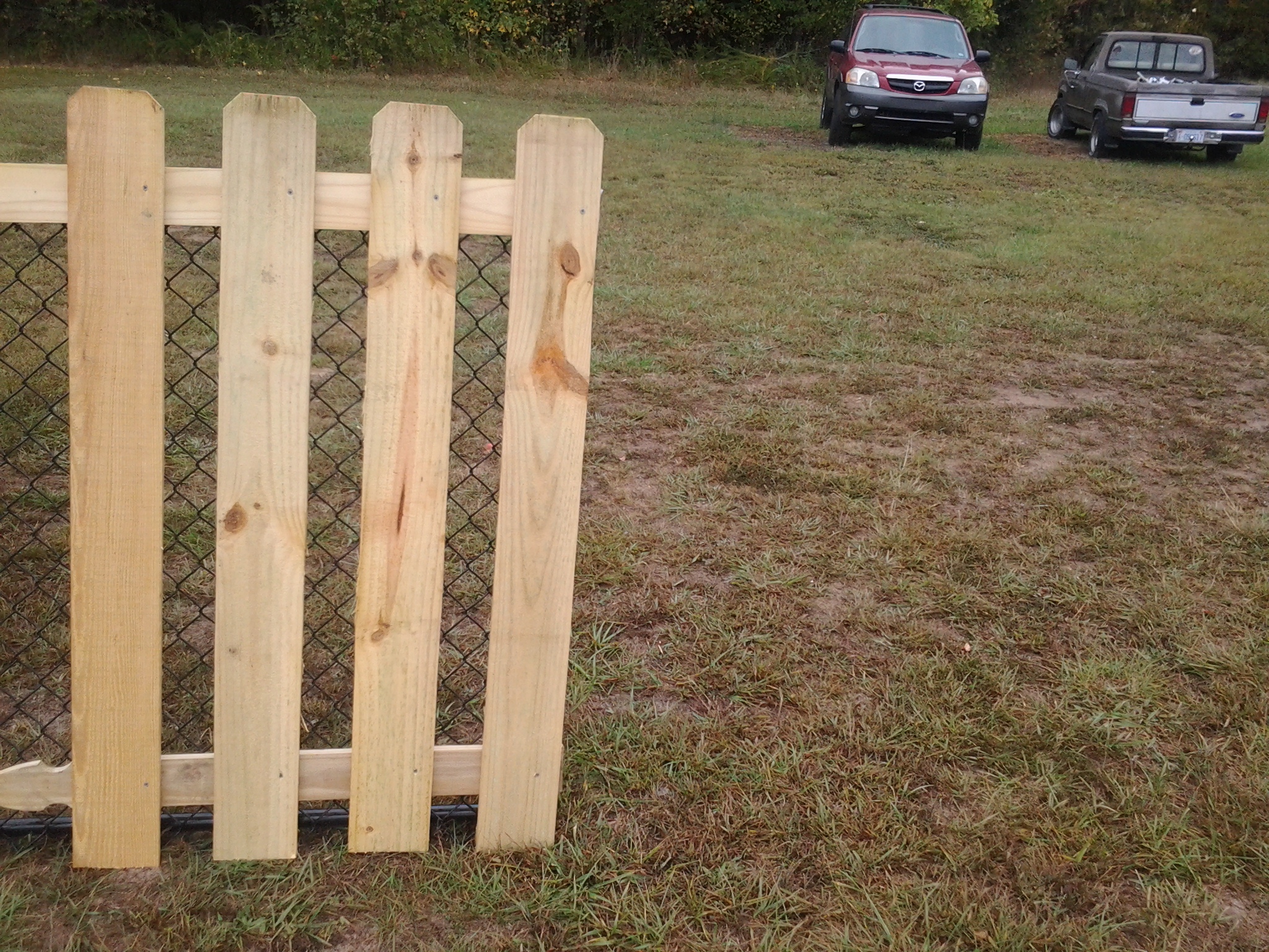 Fencing by CRC Ventures Logo