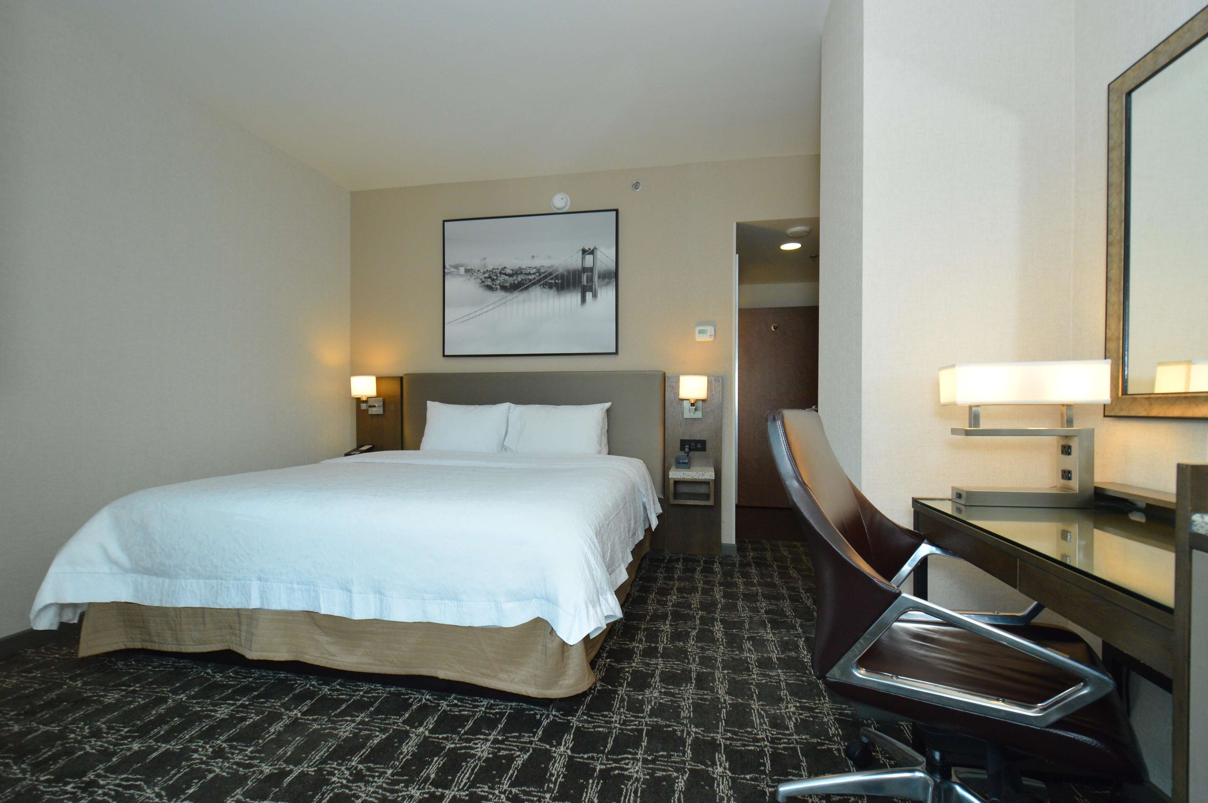 Hampton Inn San Francisco Downtown/Convention Center Photo