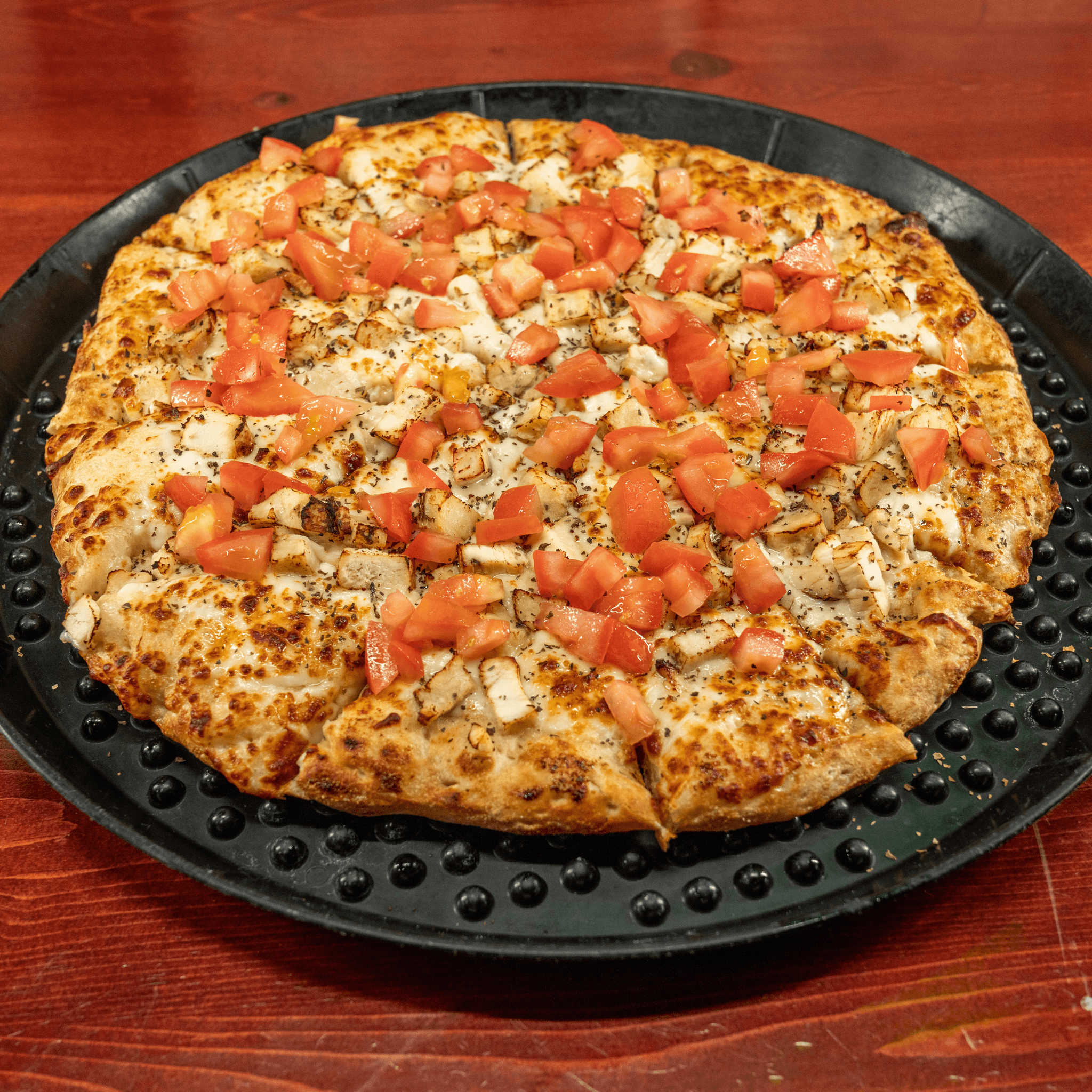 Gourmet garlic chicken pizza