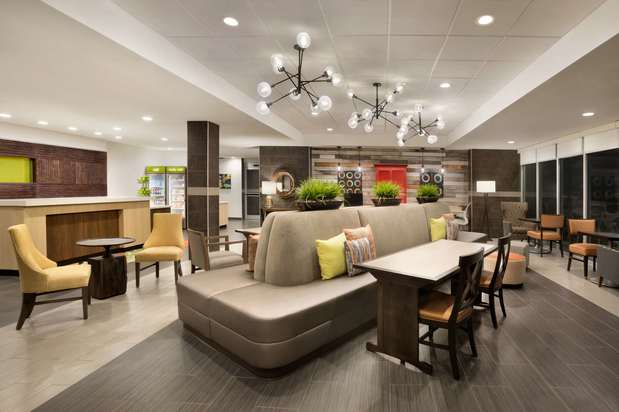 Images Home2 Suites by Hilton Houston/Webster