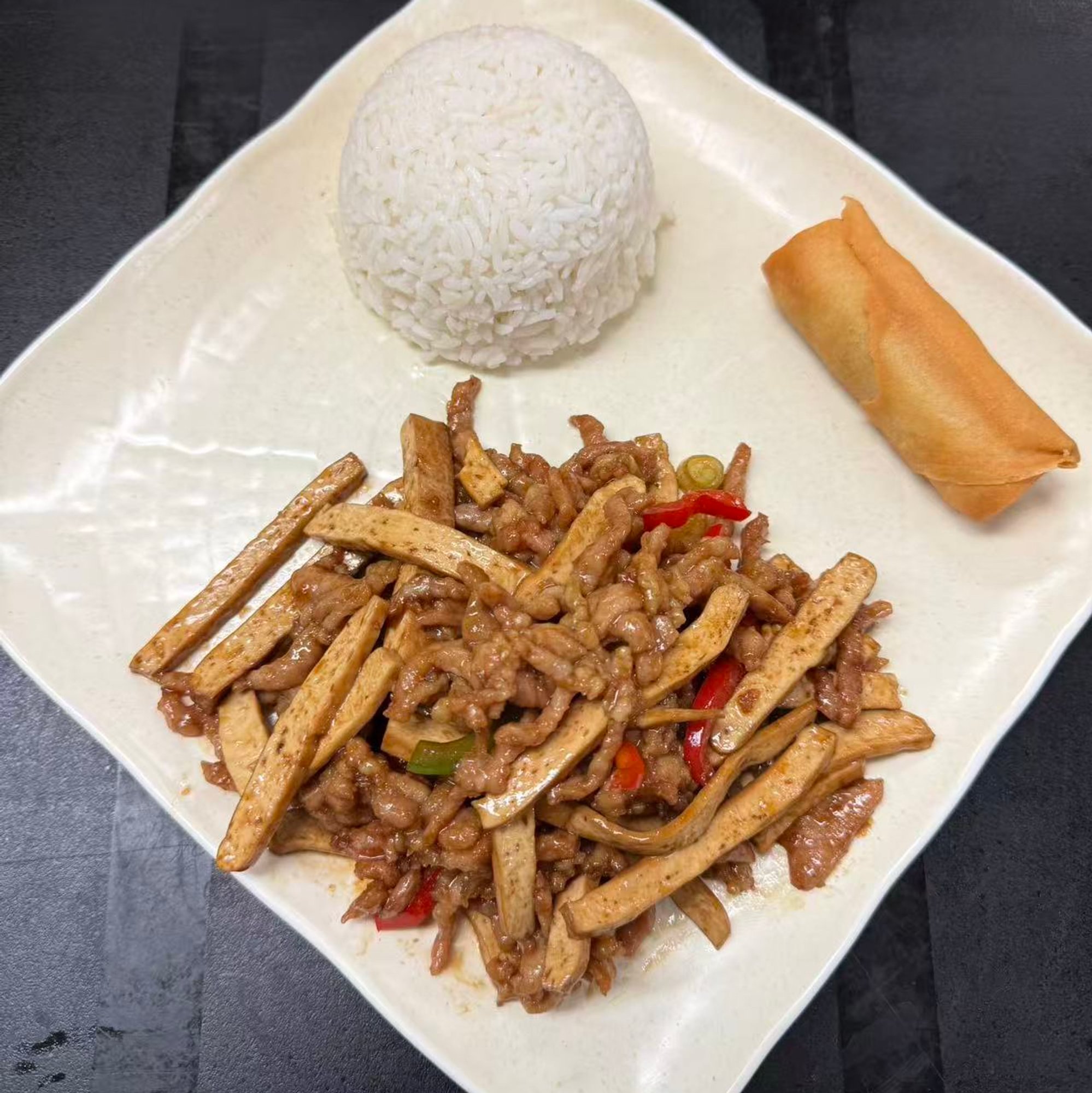 Shredded Pork with Extra Firm Tofu 香干肉丝 Lunch Special