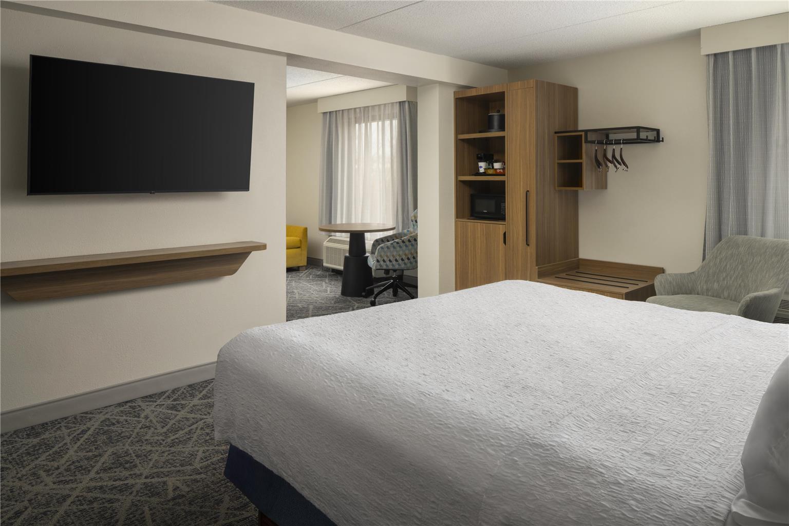 Hampton Inn York Image