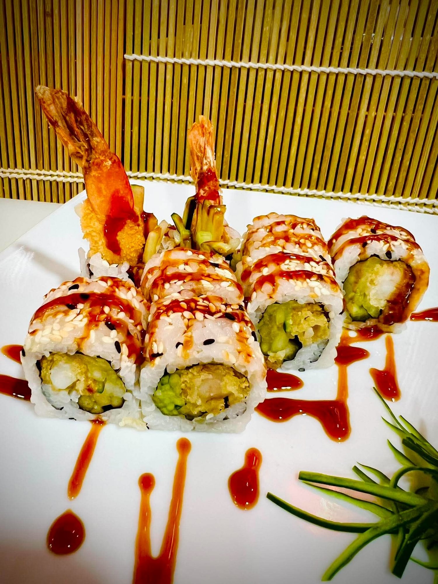 SHRIMP TEMPURA ROLL