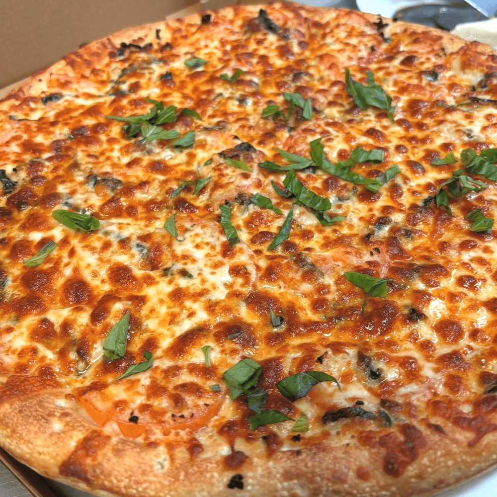 Tomato Basil Garlic Pizza