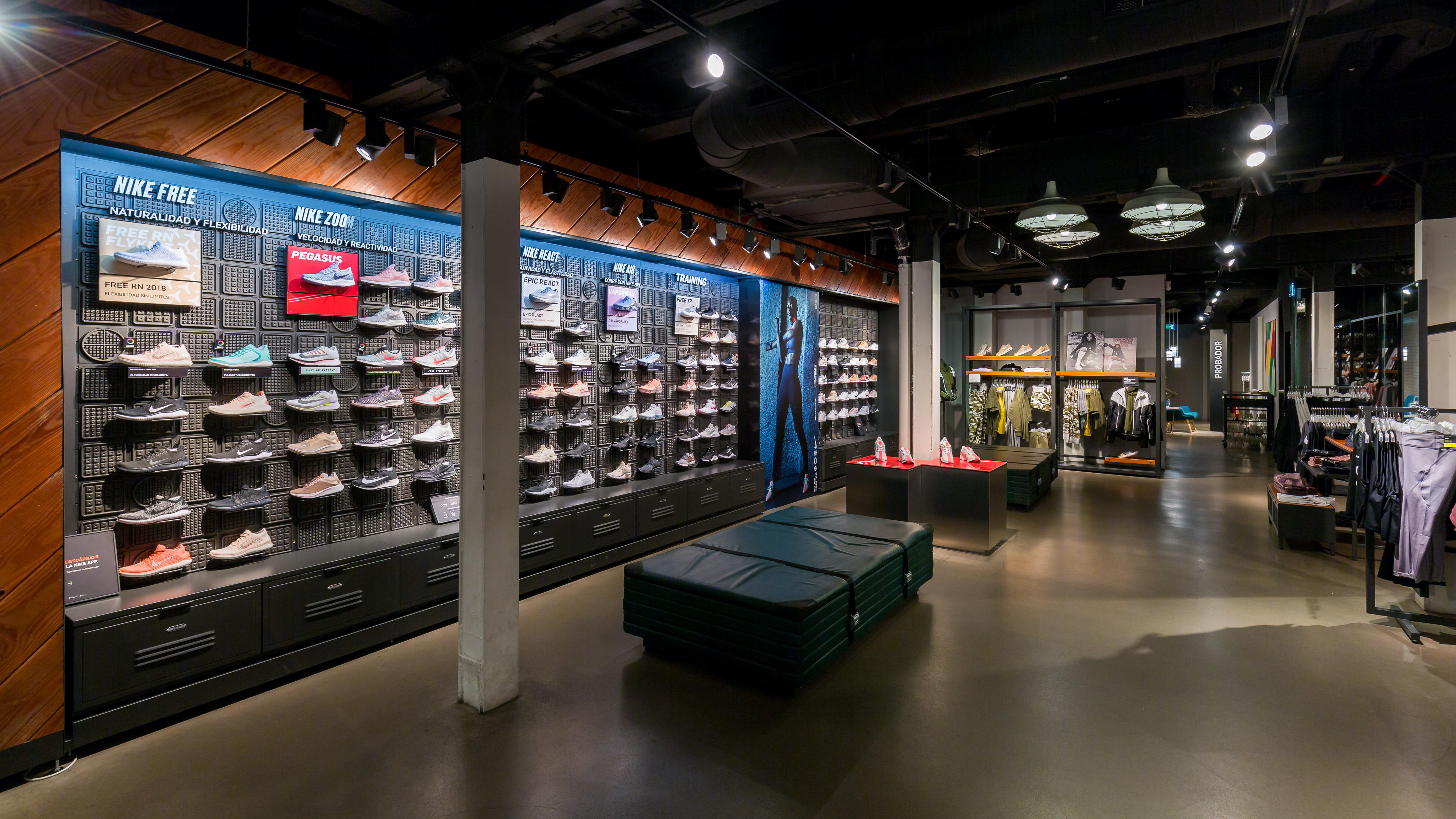 Images Nike Store Serrano