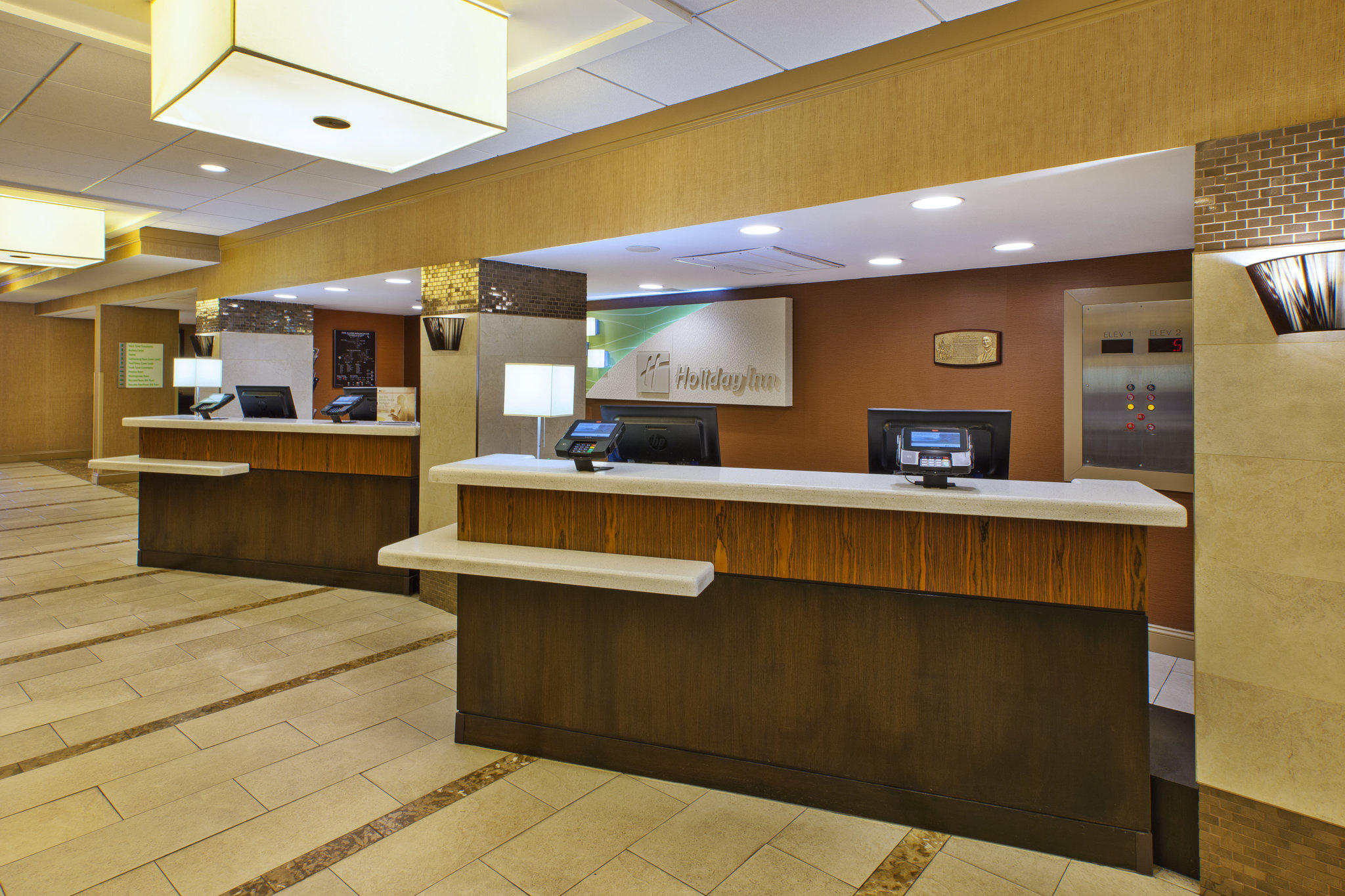 Holiday Inn Gaithersburg Photo