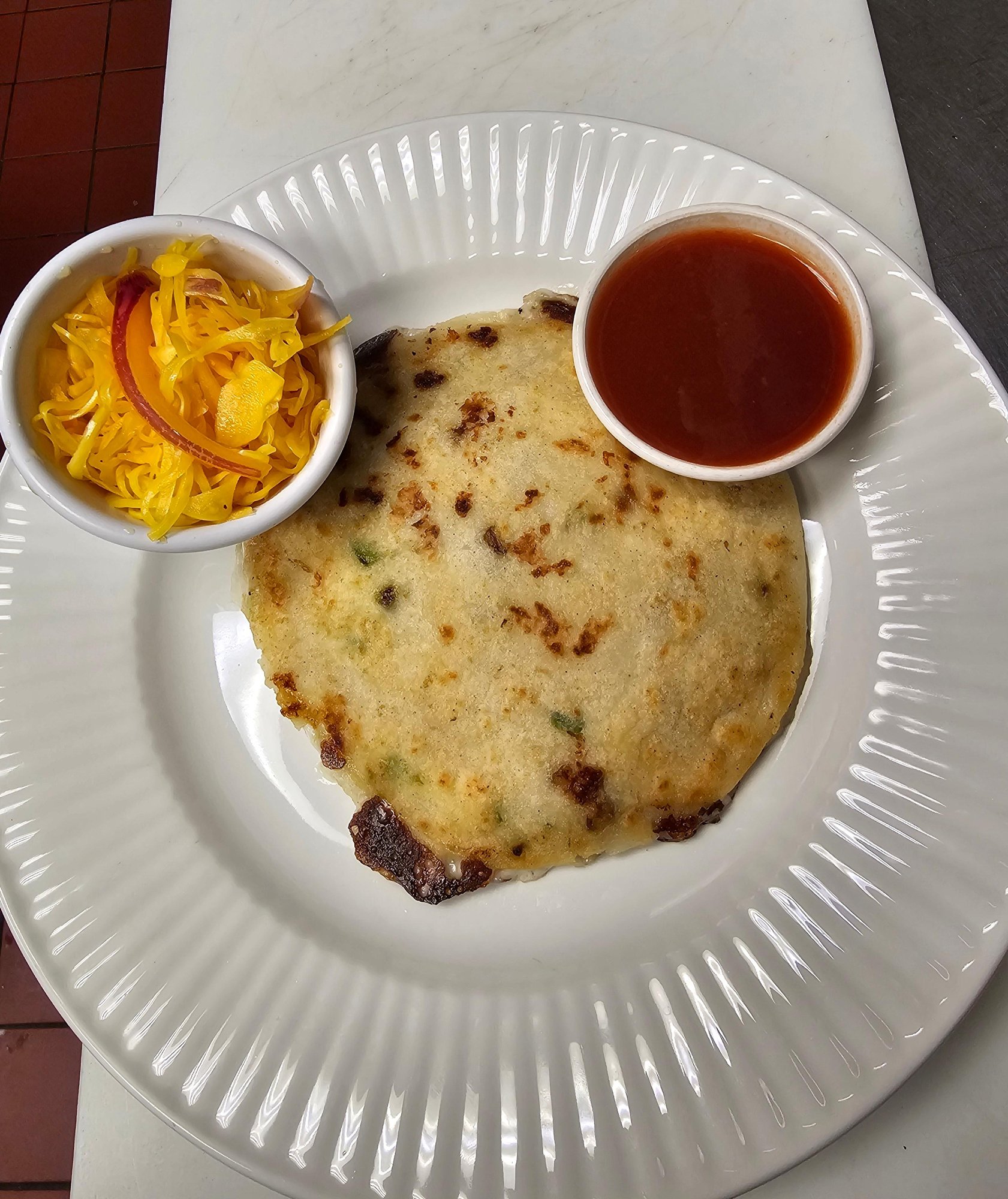 Pupusa De Camaron Y Jalapeño