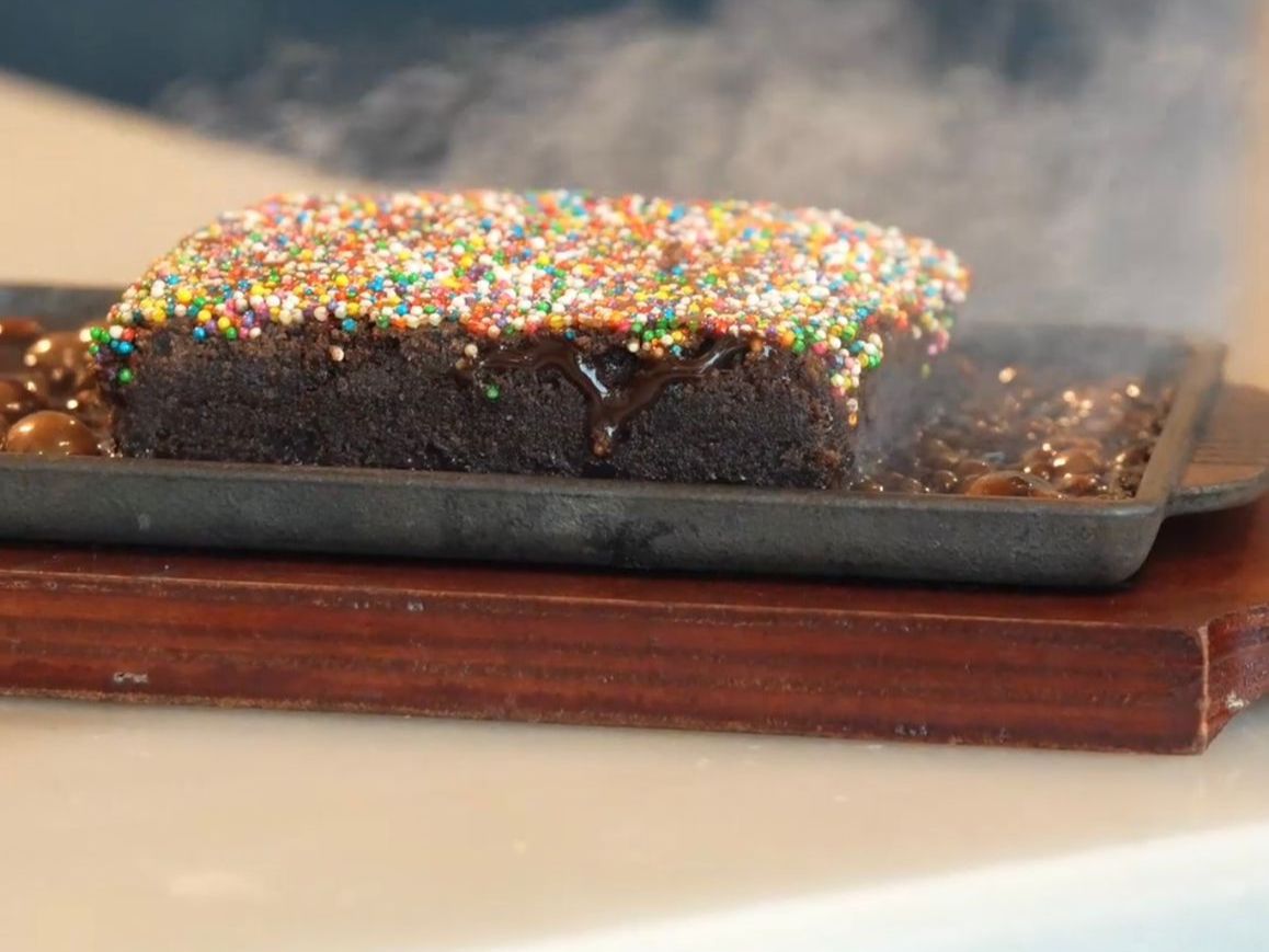 Dot Brownie Sizzler