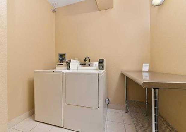 Images Comfort Suites